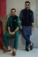 Teal Green Velvet Waistcoat Kurta (3-Piece) - Image 4