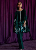 Emerald Green Embellished Velvet Cape Dress (3-Piece) - Image 3