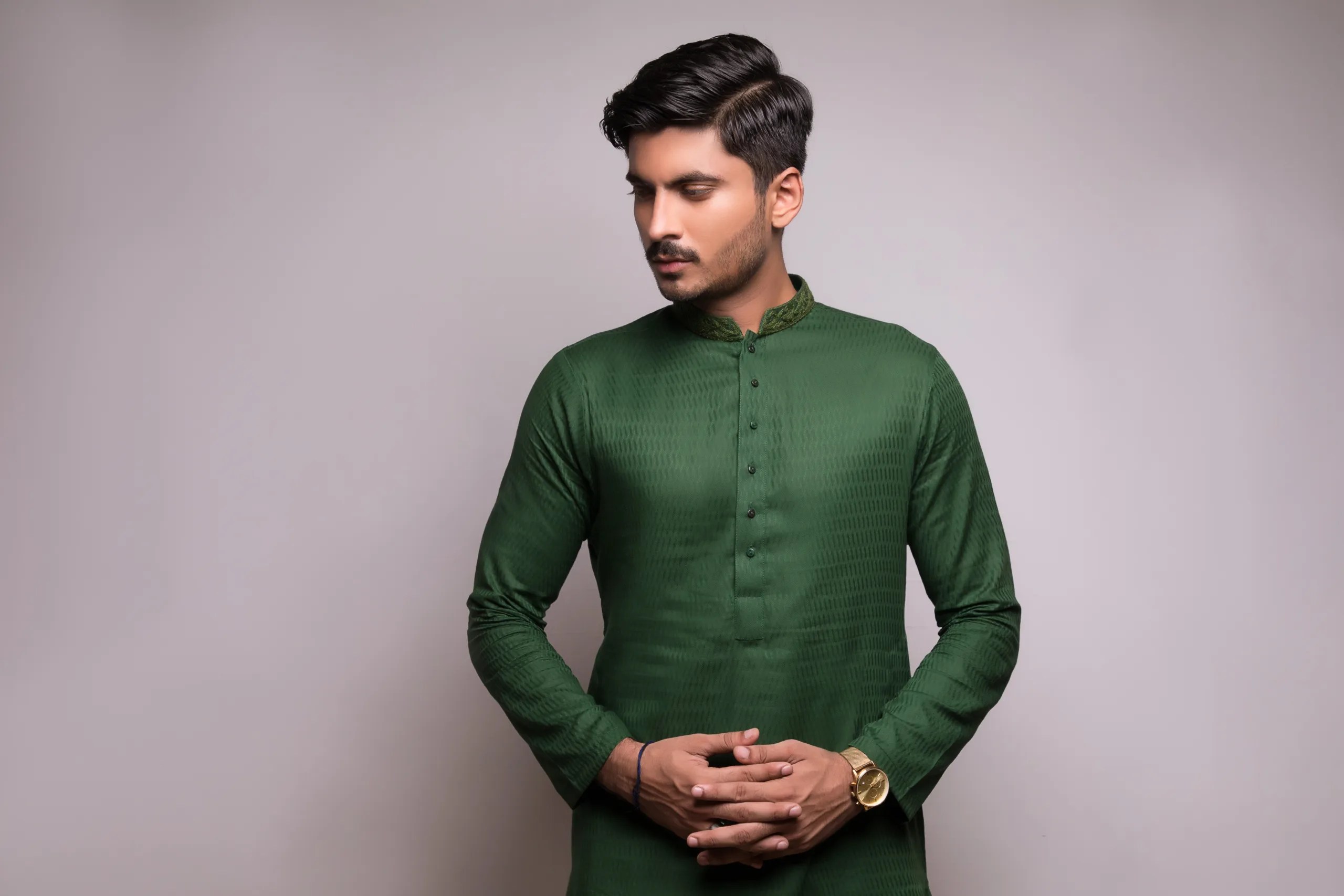 Emerald Green Embroidered Silk-Blend Kurta (1-Pc) - Image 2