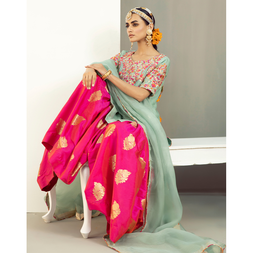 Duck Egg Green Resham Embroidered Korean Zari Gharara (4-Piece) - Image 4