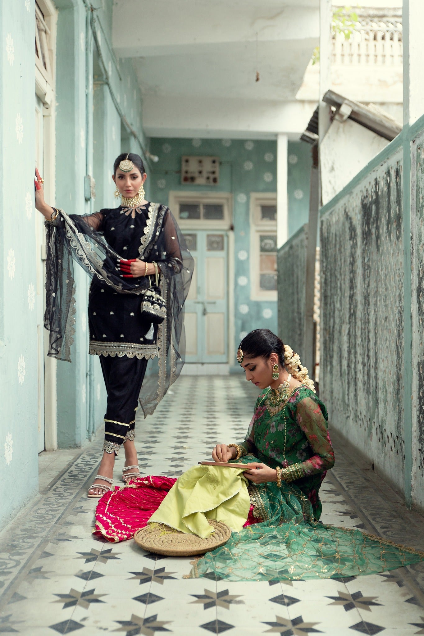 Green Printed Organza Gharara Set (4-Piece) - Image 3