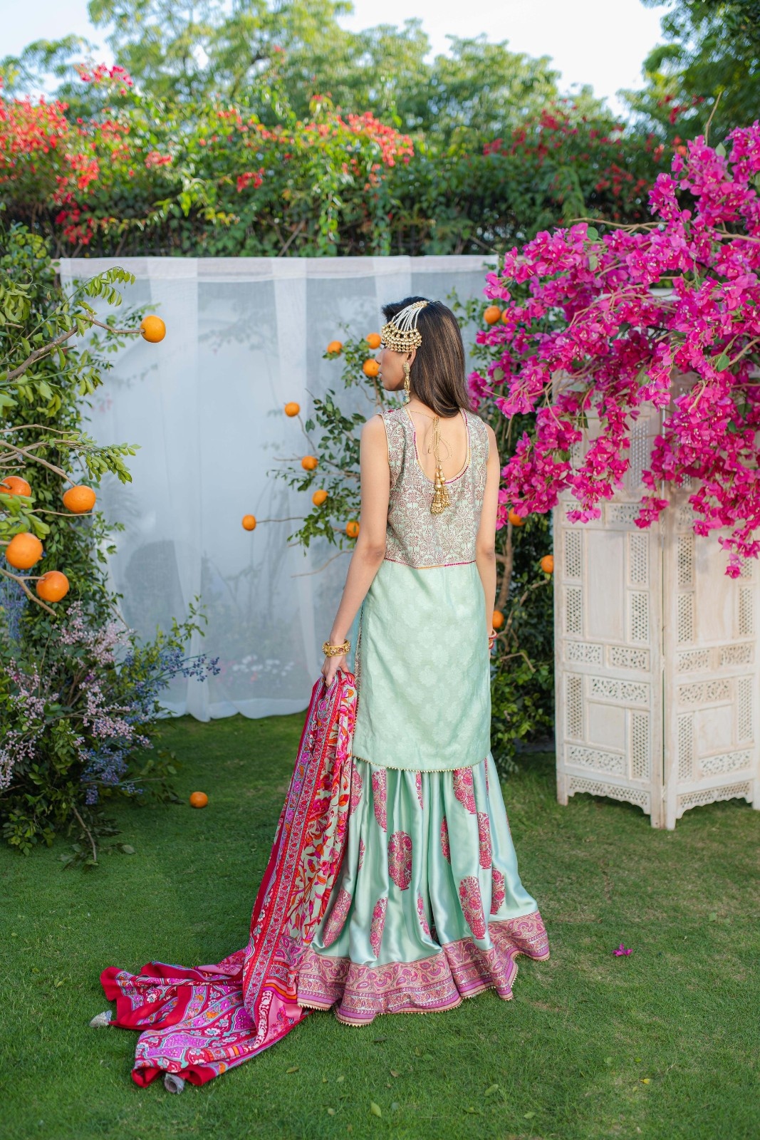 Pakistani Sea Green Hand-Embellished Silk Gharara Set (3-Piece) - Image 4