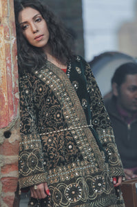 Bottle Green Embroidered Velvet Gharara (2-Piece) - Image 1