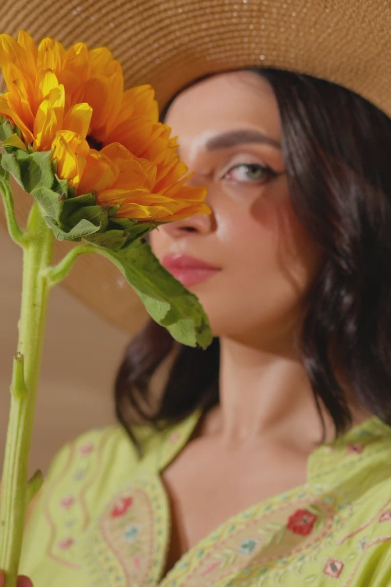 Pakistani Lime Green Embroidered Khaadi Silk Kaftan (1-Pc) - Image 8