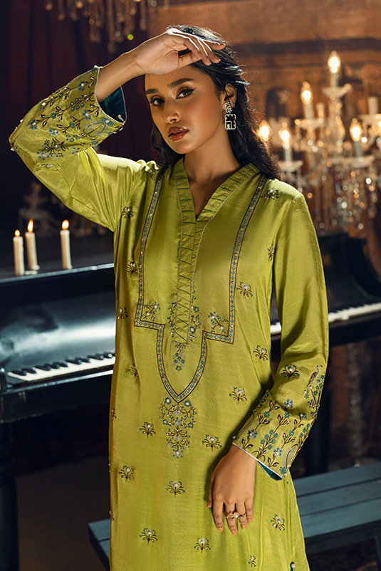 Apple Green Embellished Raw Silk Kaftan (2-Piece) - Image 4