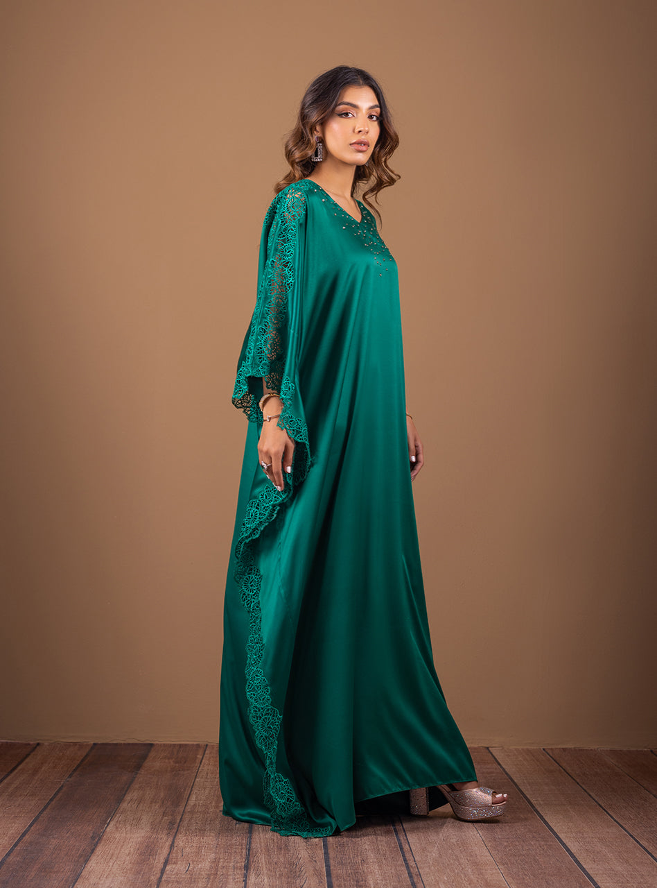 Pakistani Emerald Green Lace Shamose Silk Kaftan (2-Piece) - Image 3