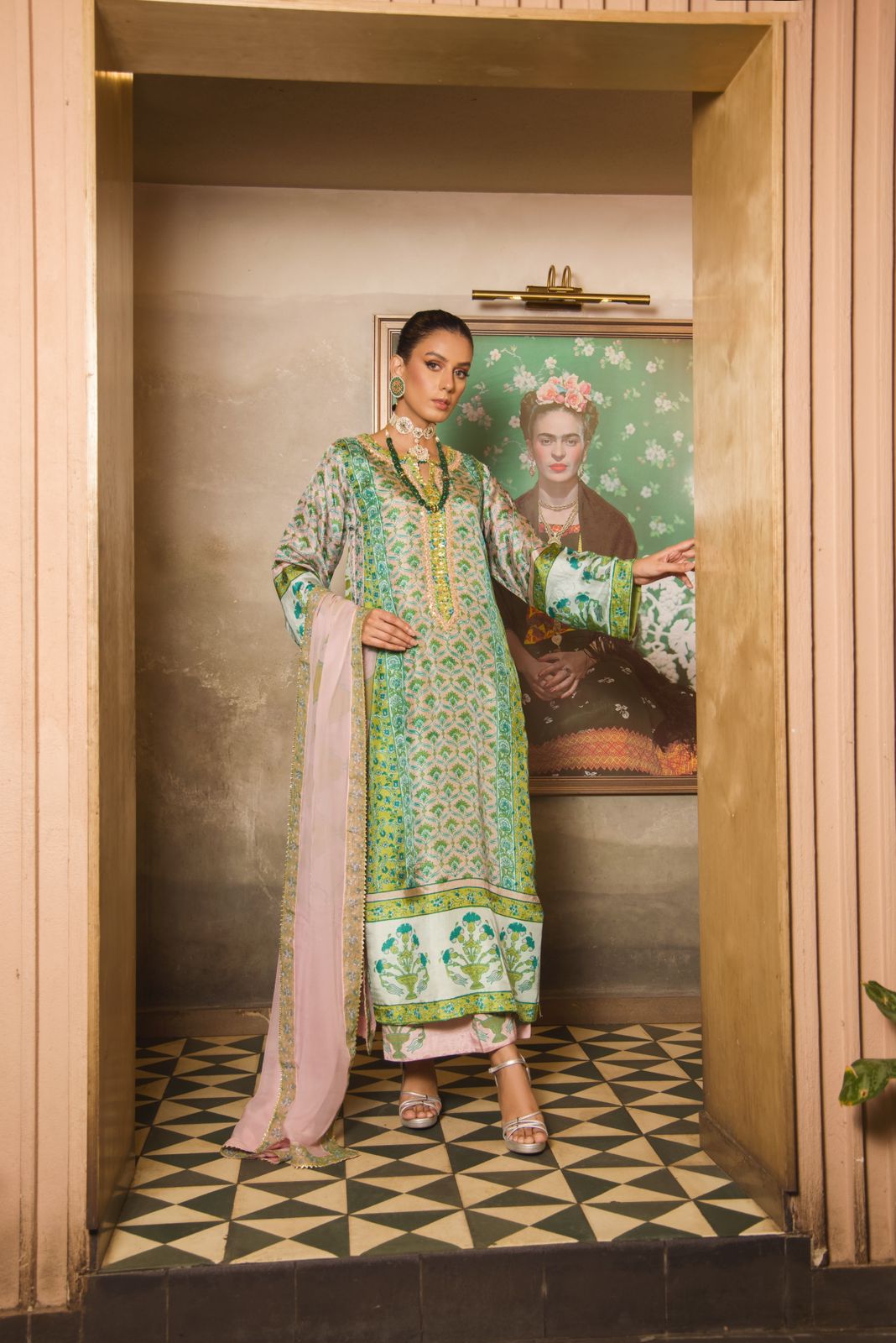 Pakistani Green Gold Embellished Silk Kaftan (3-Piece) - Image 4