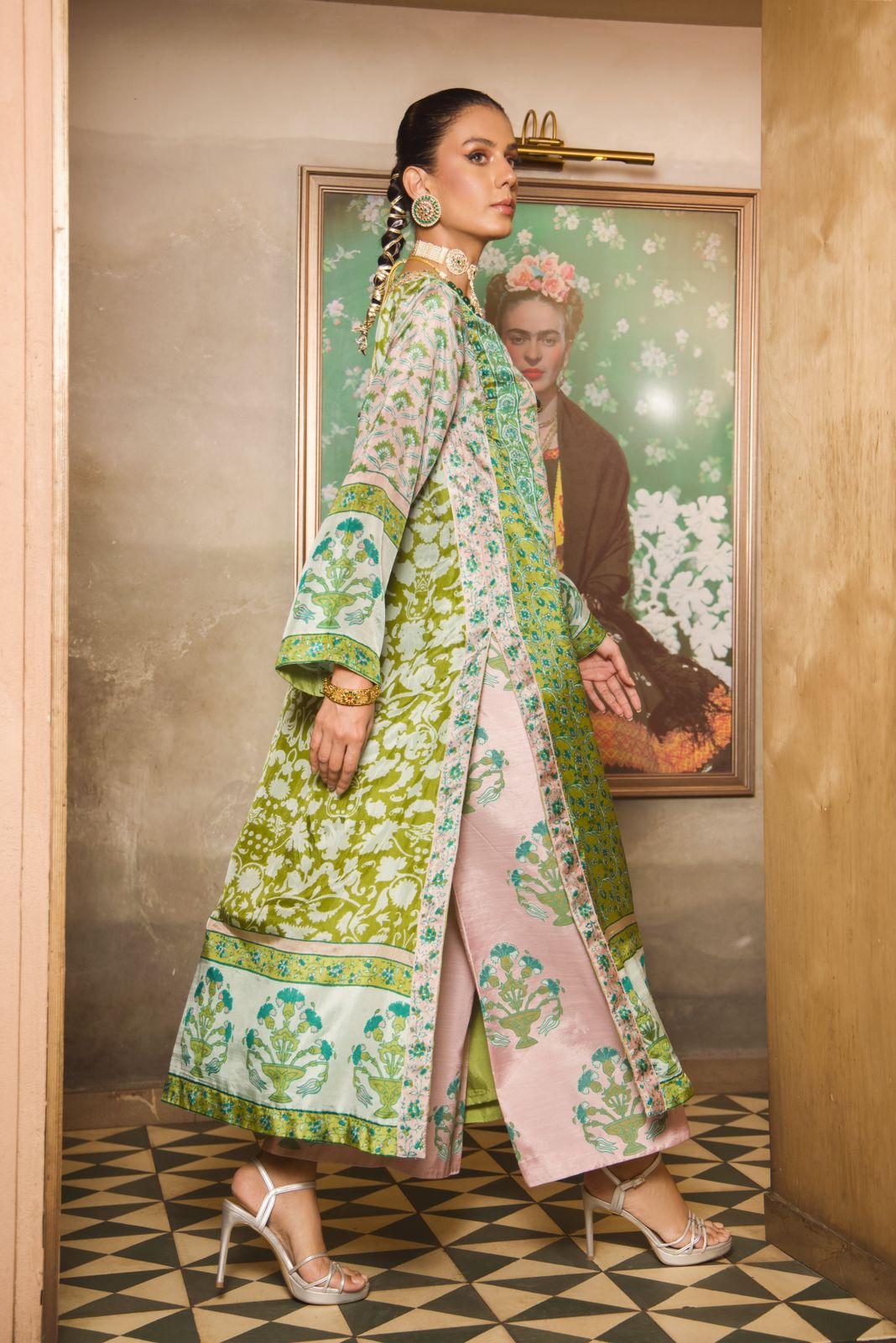 Pakistani Green Gold Embellished Silk Kaftan (3-Piece) - Image 6