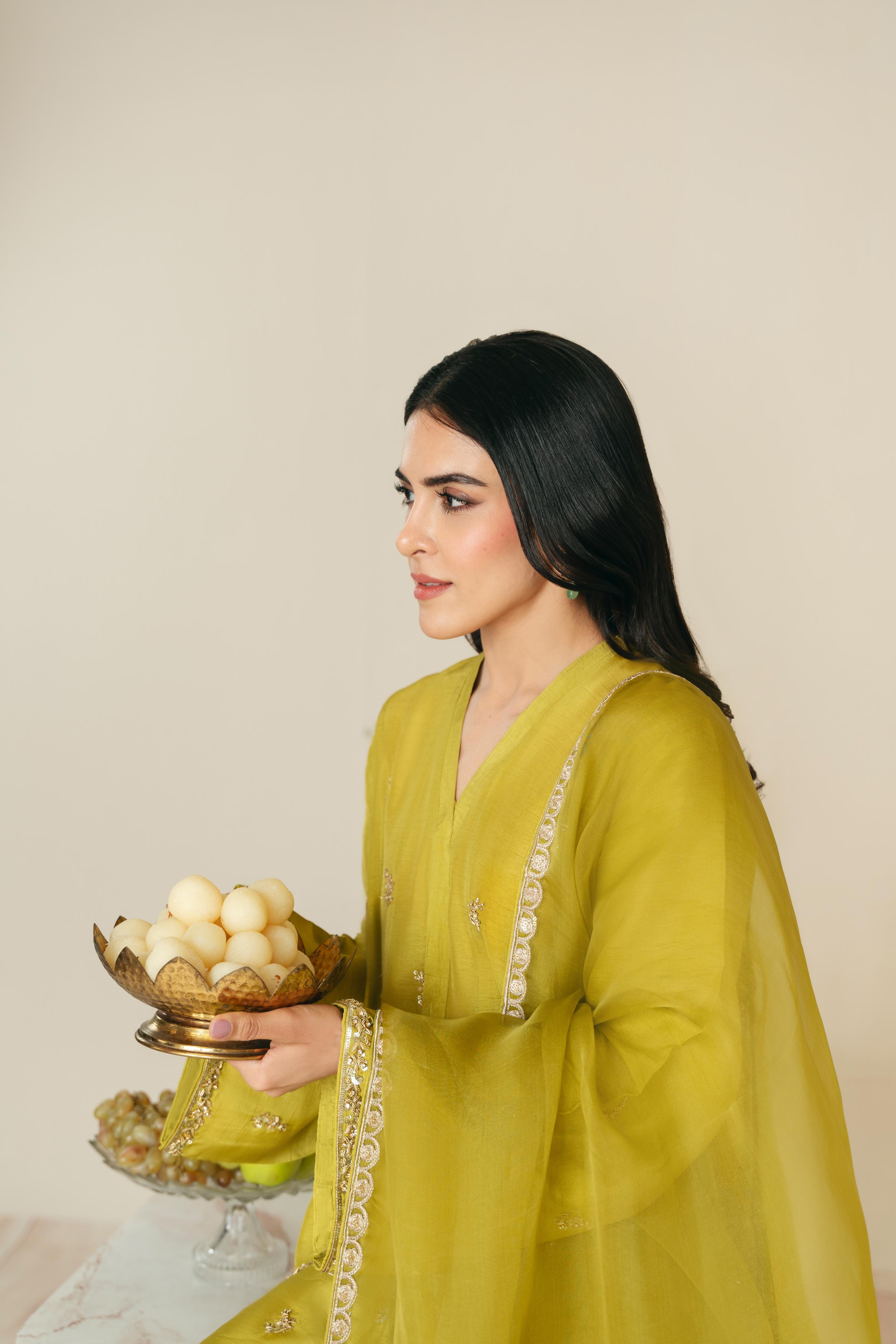 Pakistani Dhani Green Hand Ada Work Korean Silk Kalidaar (3-Piece) - Image 2