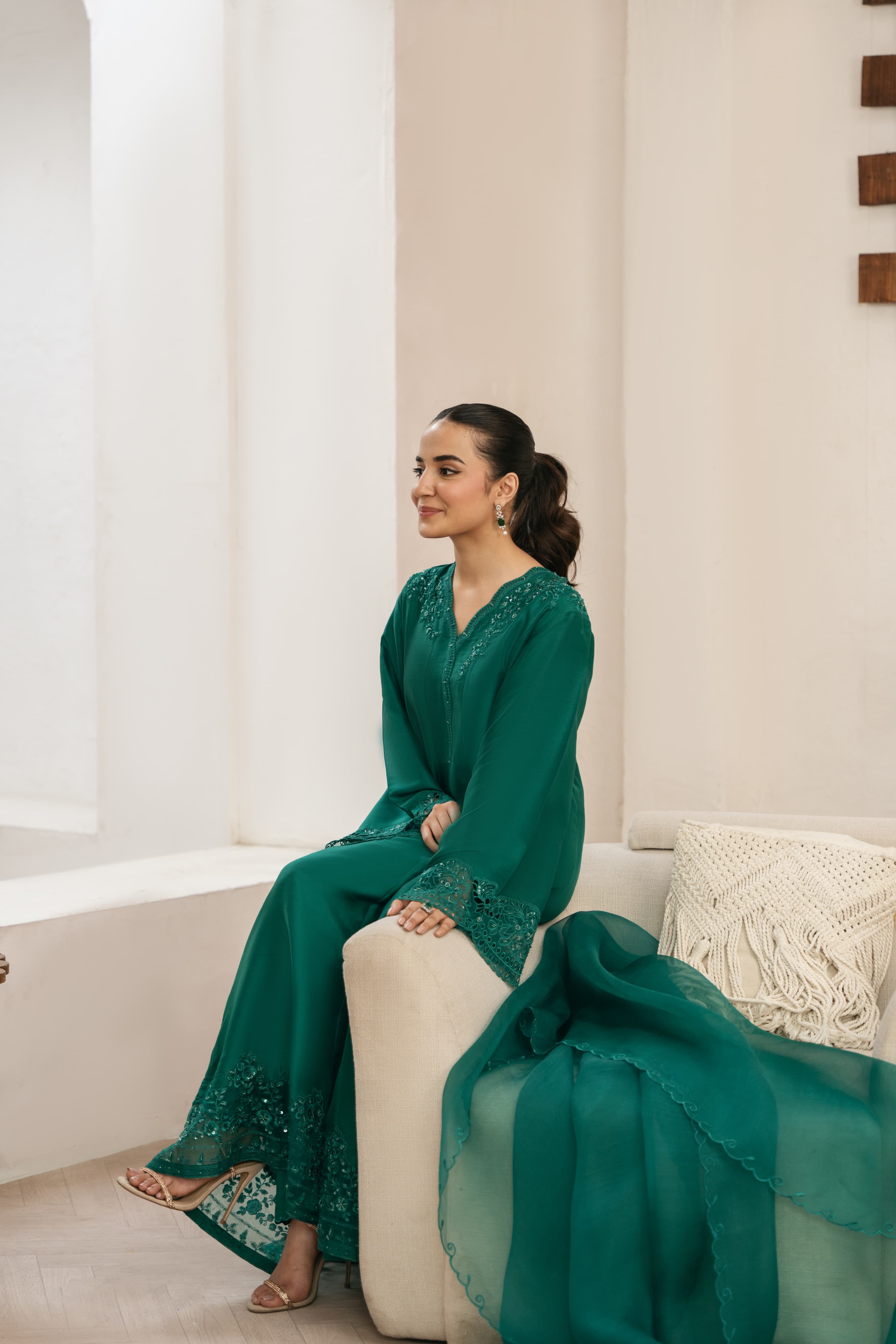 Emerald Green Cutwork Raw Silk Kalidaar (3-Piece) - Image 5