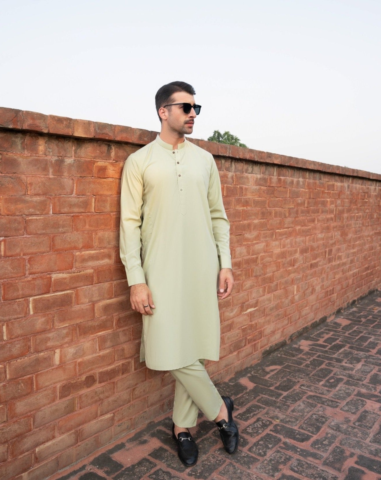 Mint Blended Fabric Kurta Pajama (2-Piece) - Image 3