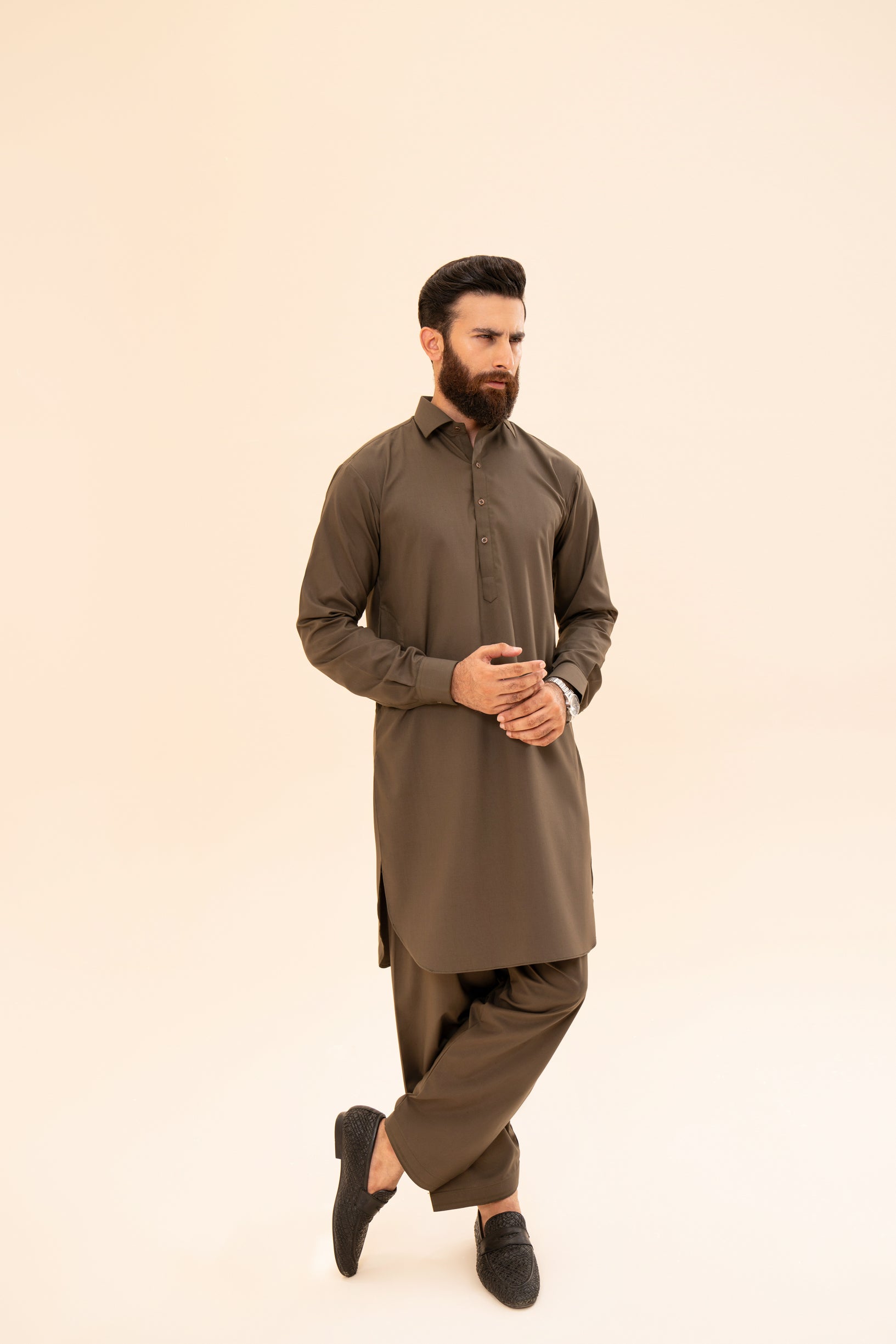 Olive Green Blended Fabric Kurta Pajama (2-Piece) - Image 2