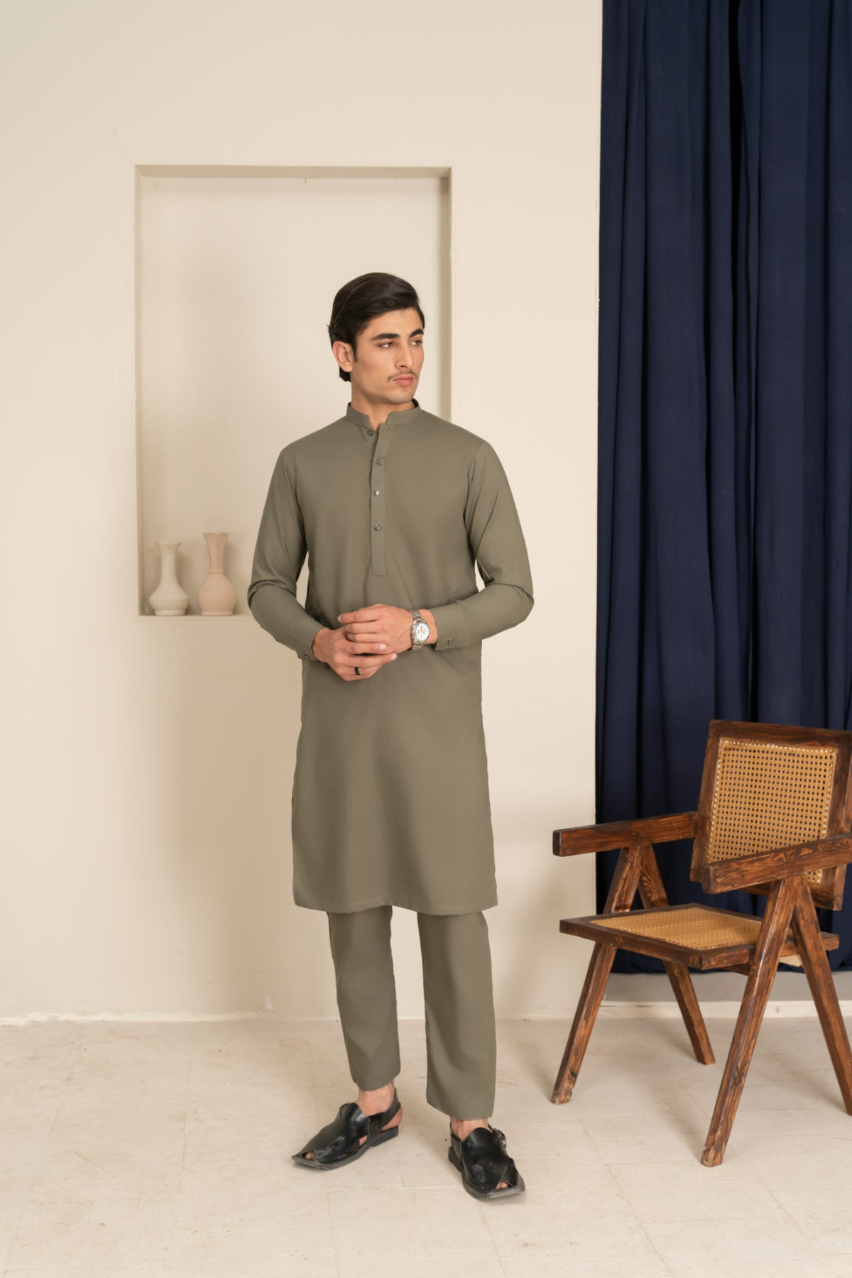 Olive Green Blended Fabric Kurta Pajama (2-Piece) - Image 1