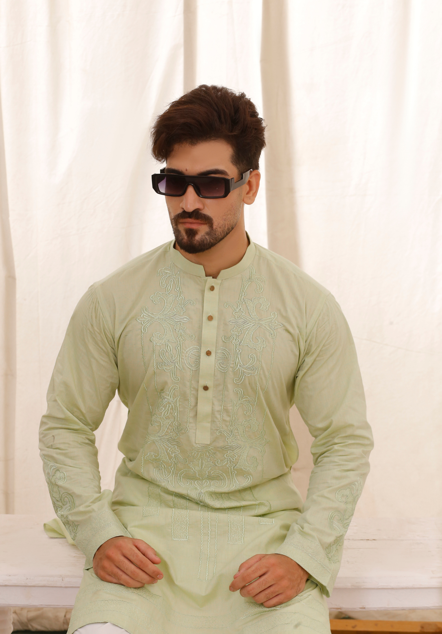 Sea Green Chikankari Cotton Kurta Pajama (2-Piece) - Image 2