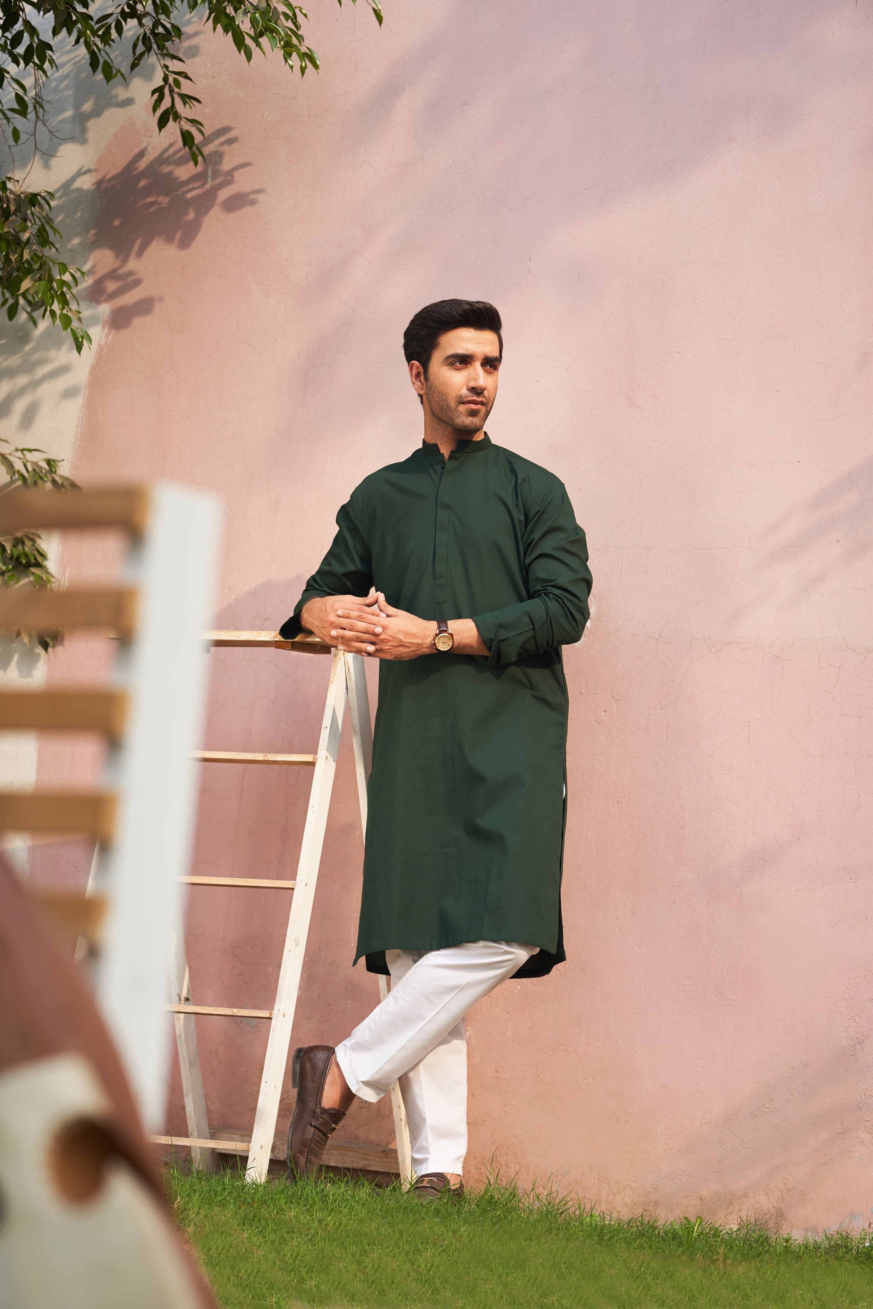 Pine Green Cotton Kurta Trouser Set (2-Piece) - Image 3