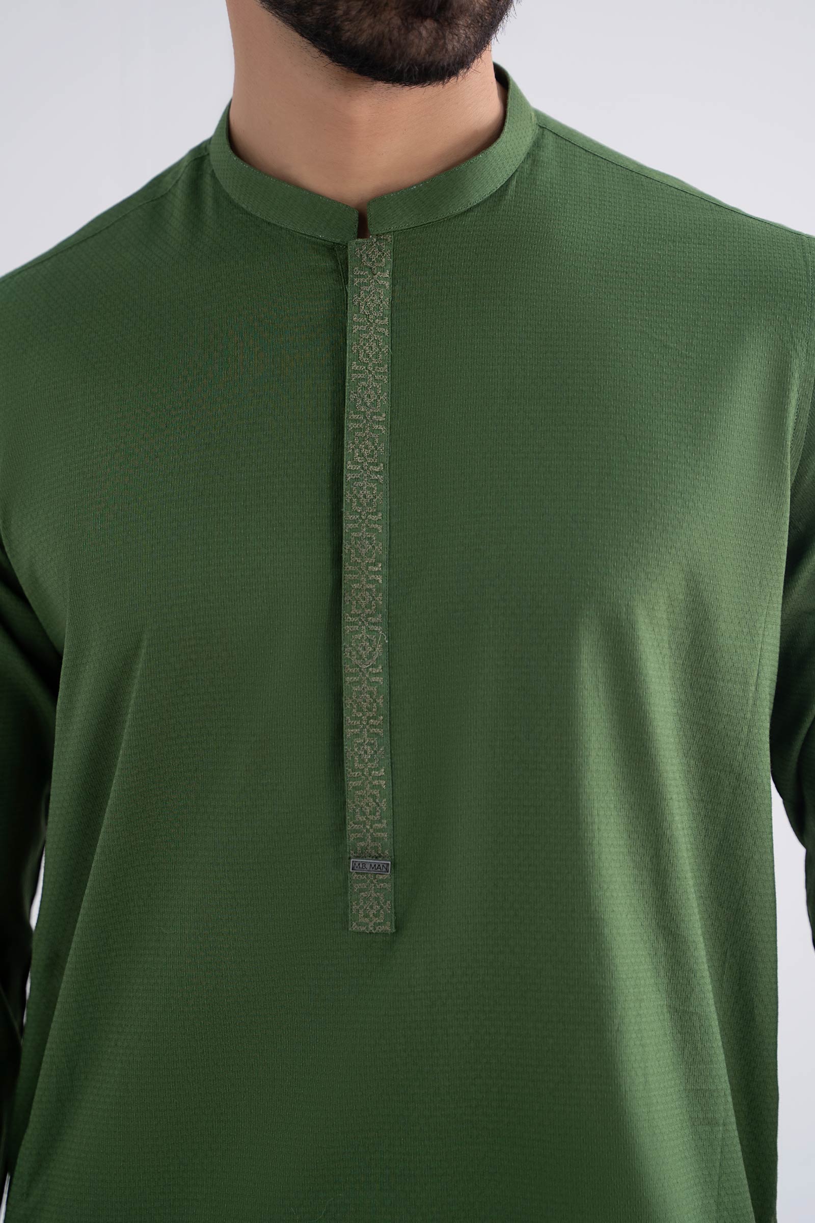 Green Jacquard Embroidered Kurta (2-Piece) - Image 4