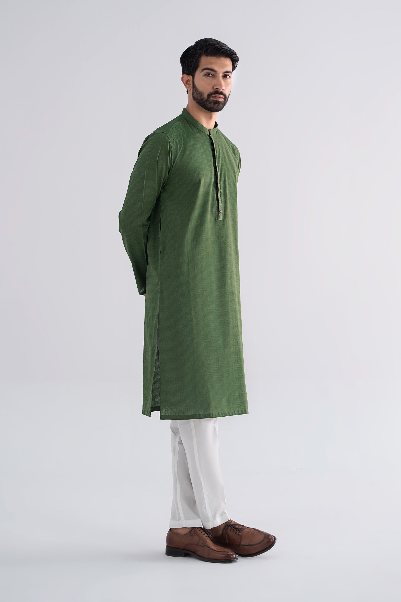 Green Jacquard Embroidered Kurta (2-Piece) - Image 5