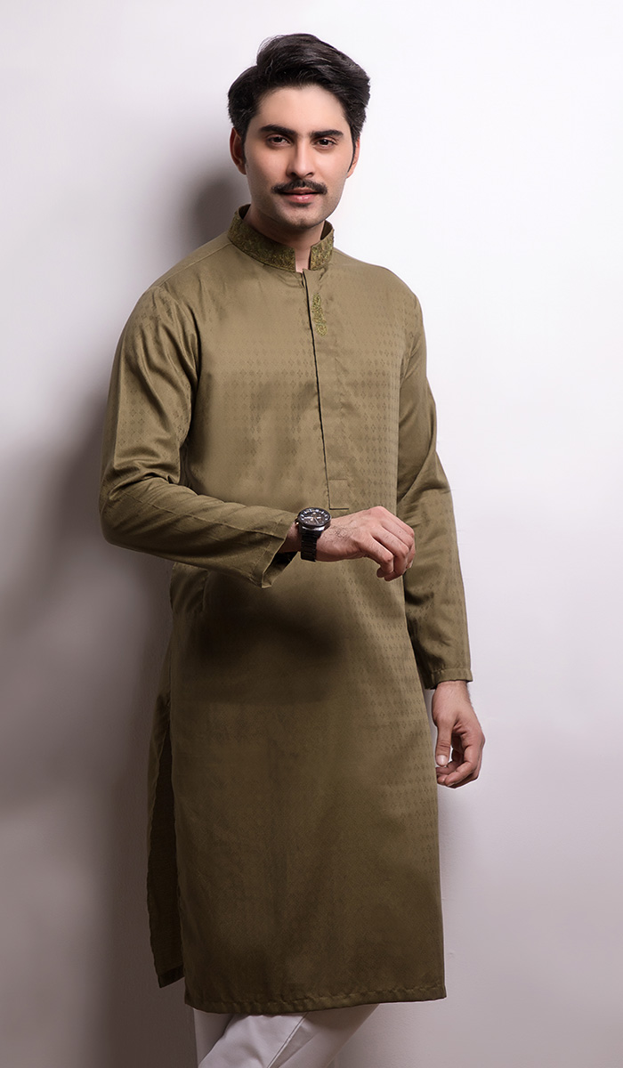 Moss Green Jacquard Kurta with Minimal Embroidery (2-Piece) - Image 1