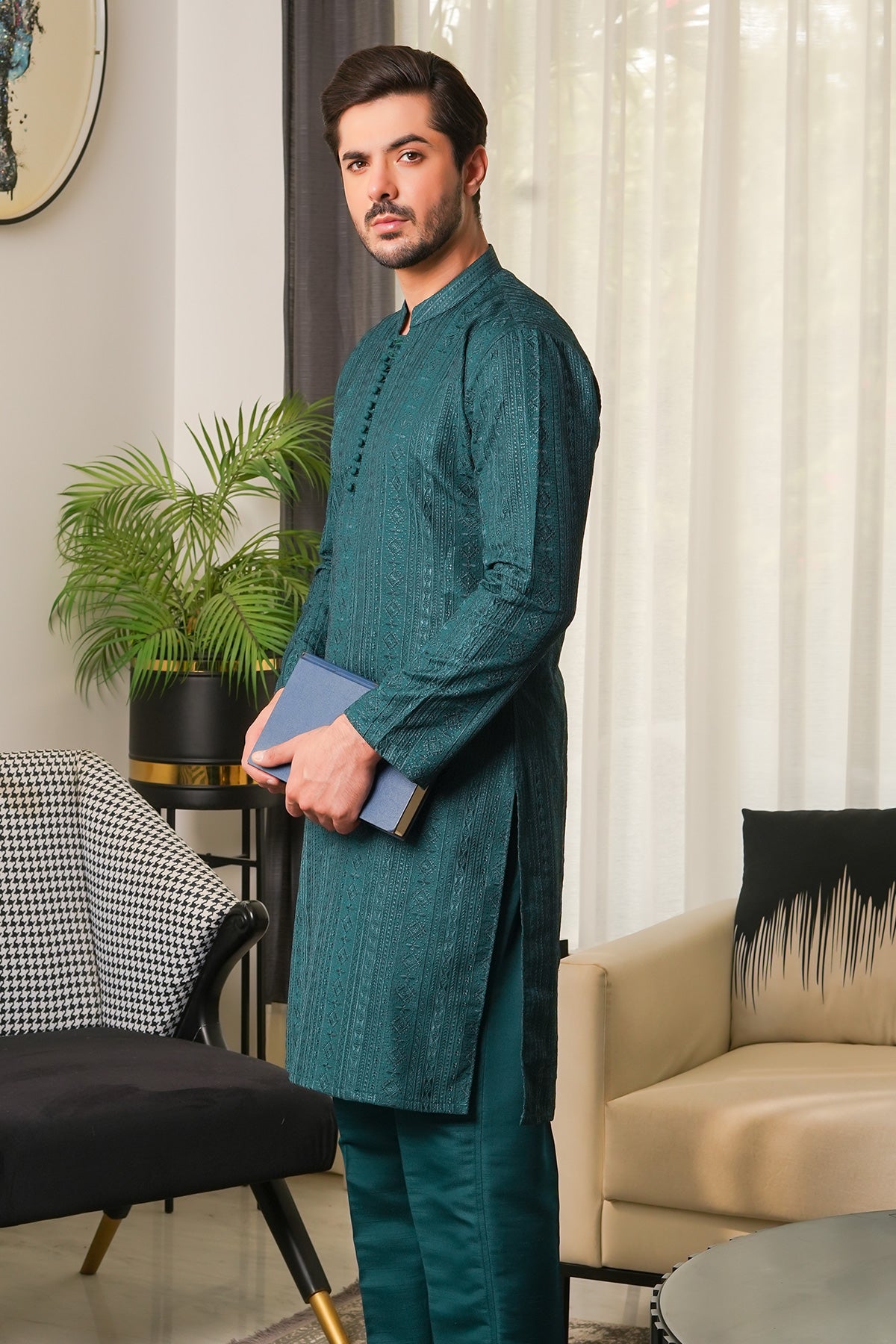 Green Woven Masoori Kurta Pajama (2-Piece) - Image 3