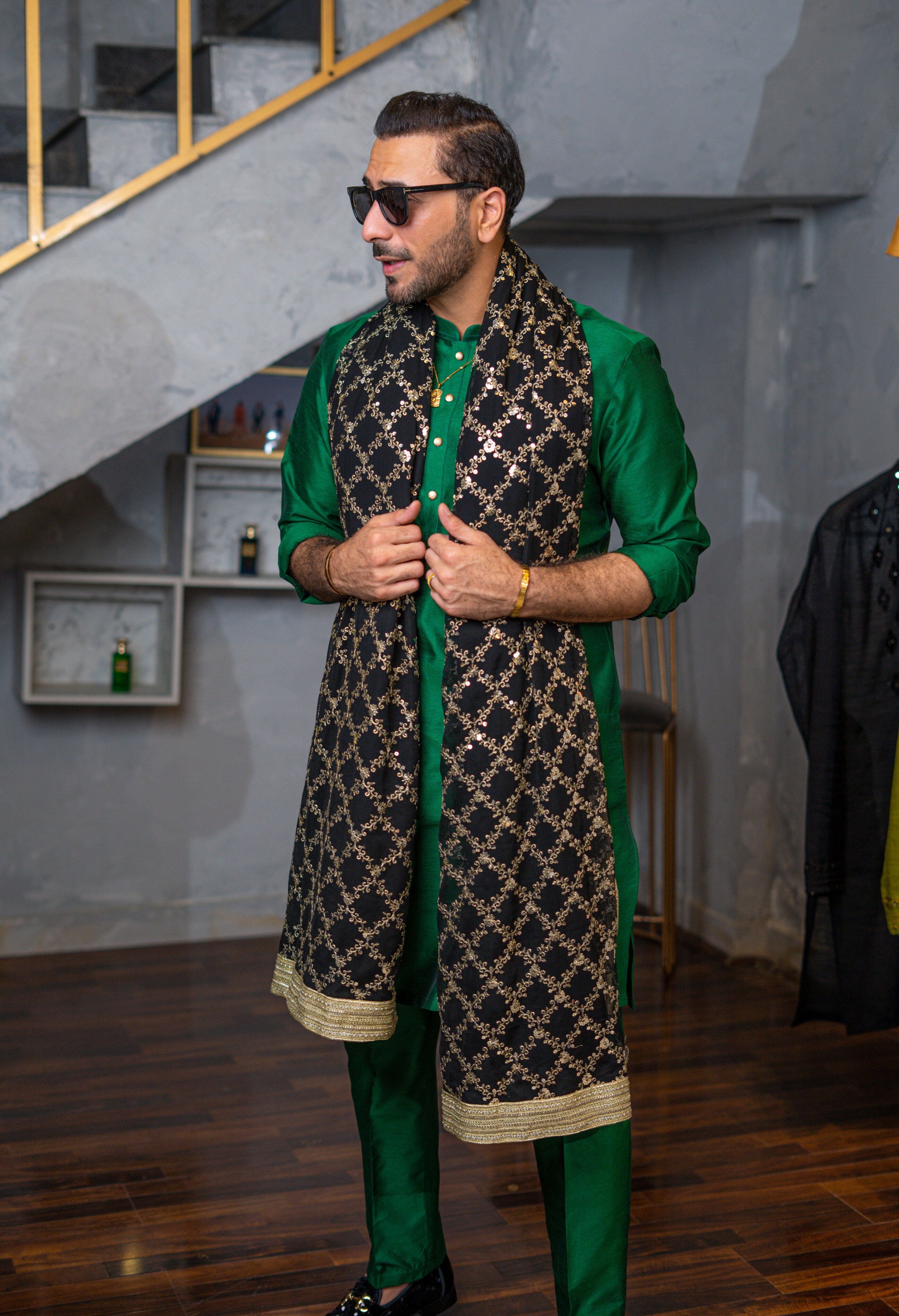 Bottle Green Raw Silk Kurta Pajama (3-Piece) - Image 3