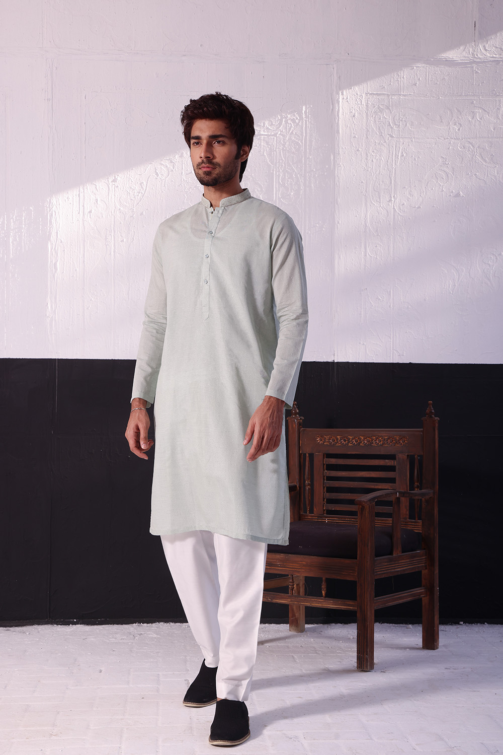 Timberwolf Green Plain Weave Kurta (2-Piece) - Image 1