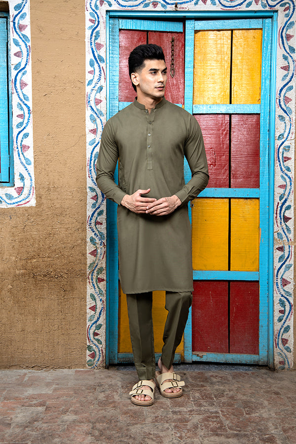Army Green Plain Weave Kurta Pajama (2-Piece) - Image 1