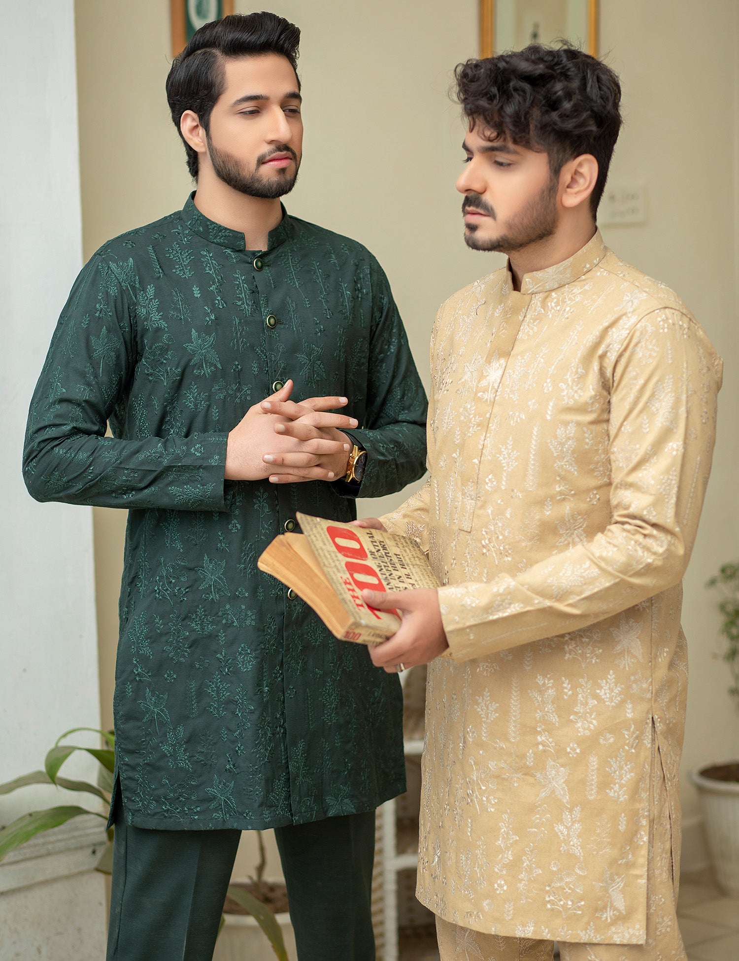 Deep Green Tonal Woven Wash & Wear Kurta Pajama (2-Piece) - Image 5