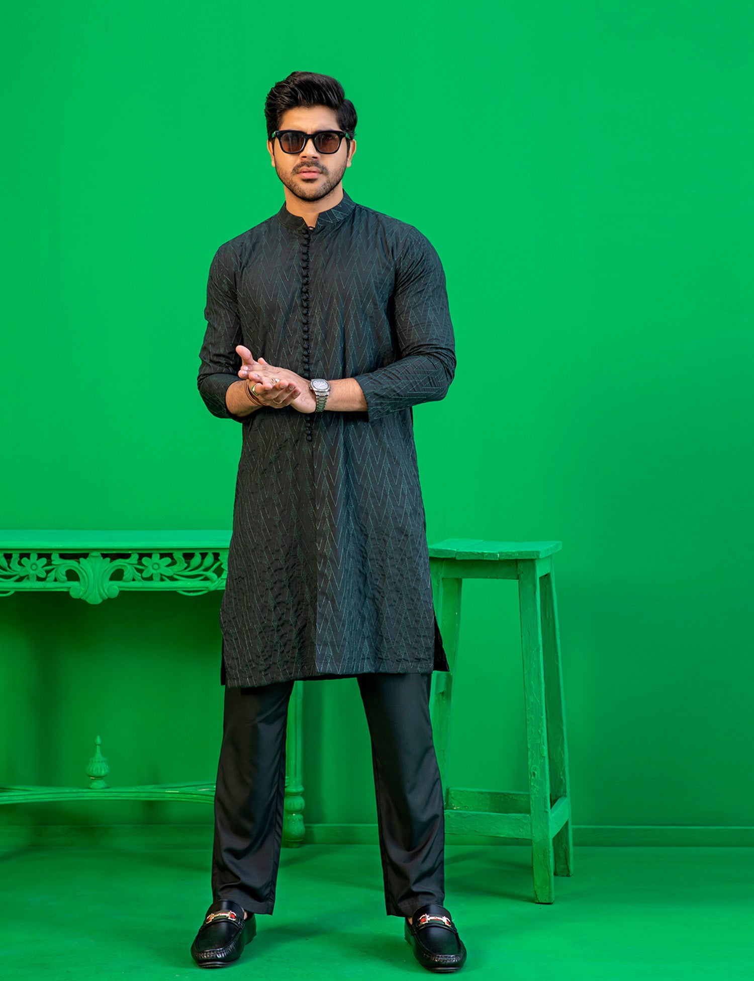 Deep Green Zigzag Embroidered Washing Wear Kurta Pajama (2-Piece) - Image 1