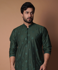 Emerald Green Motif Embroidered Silk-Blend Kurta (2-Piece) - Image 3