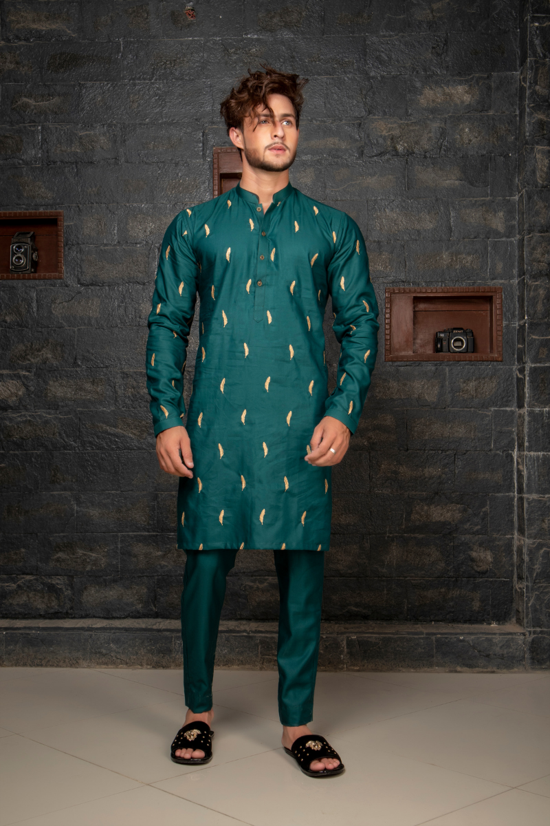 Emerald Green Embroidered Silk-Blend Kurta Pajama (2-Piece) - Image 2