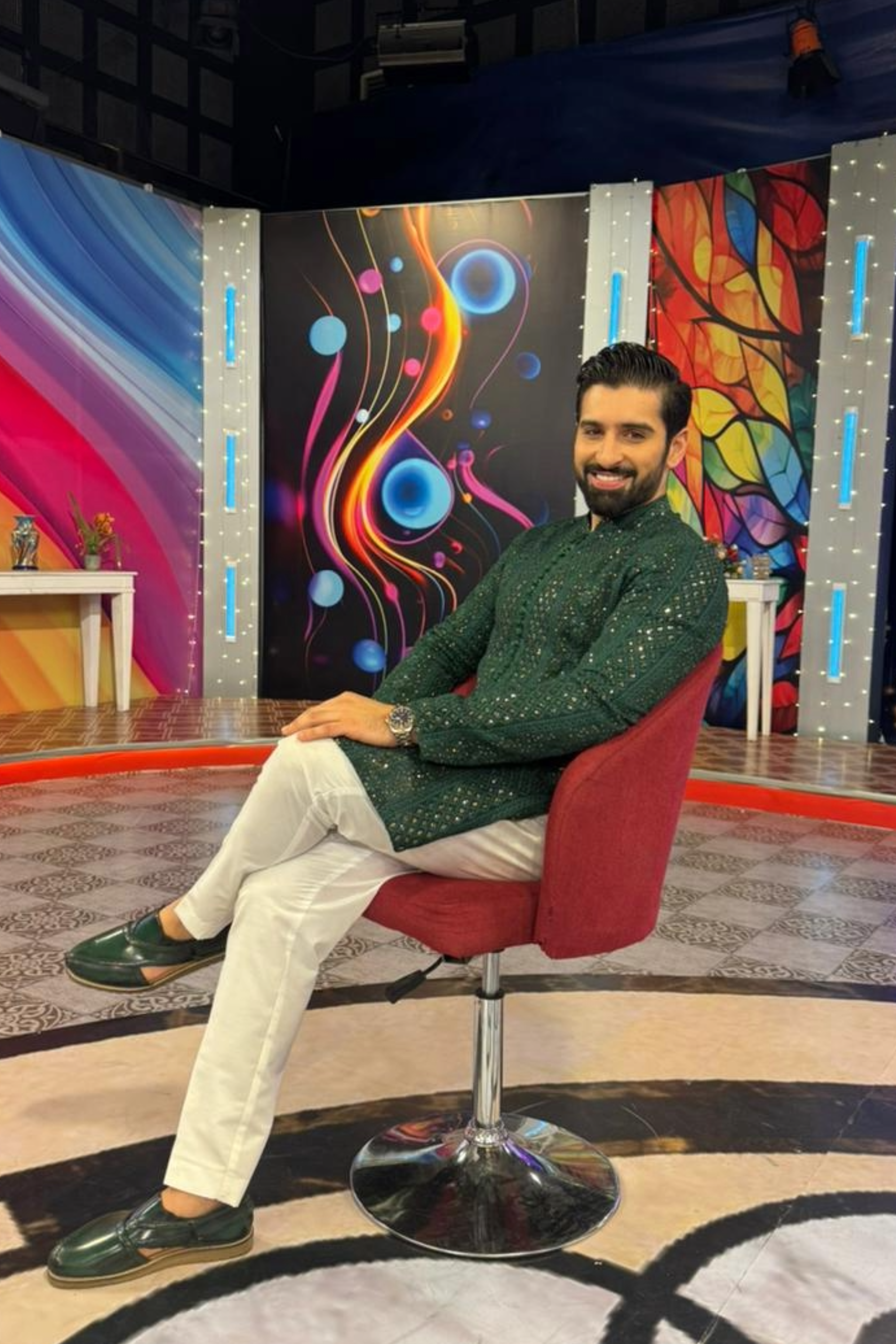 Deep Green Embossed Sequin Silk-Blend Kurta (2-Piece) - Image 3