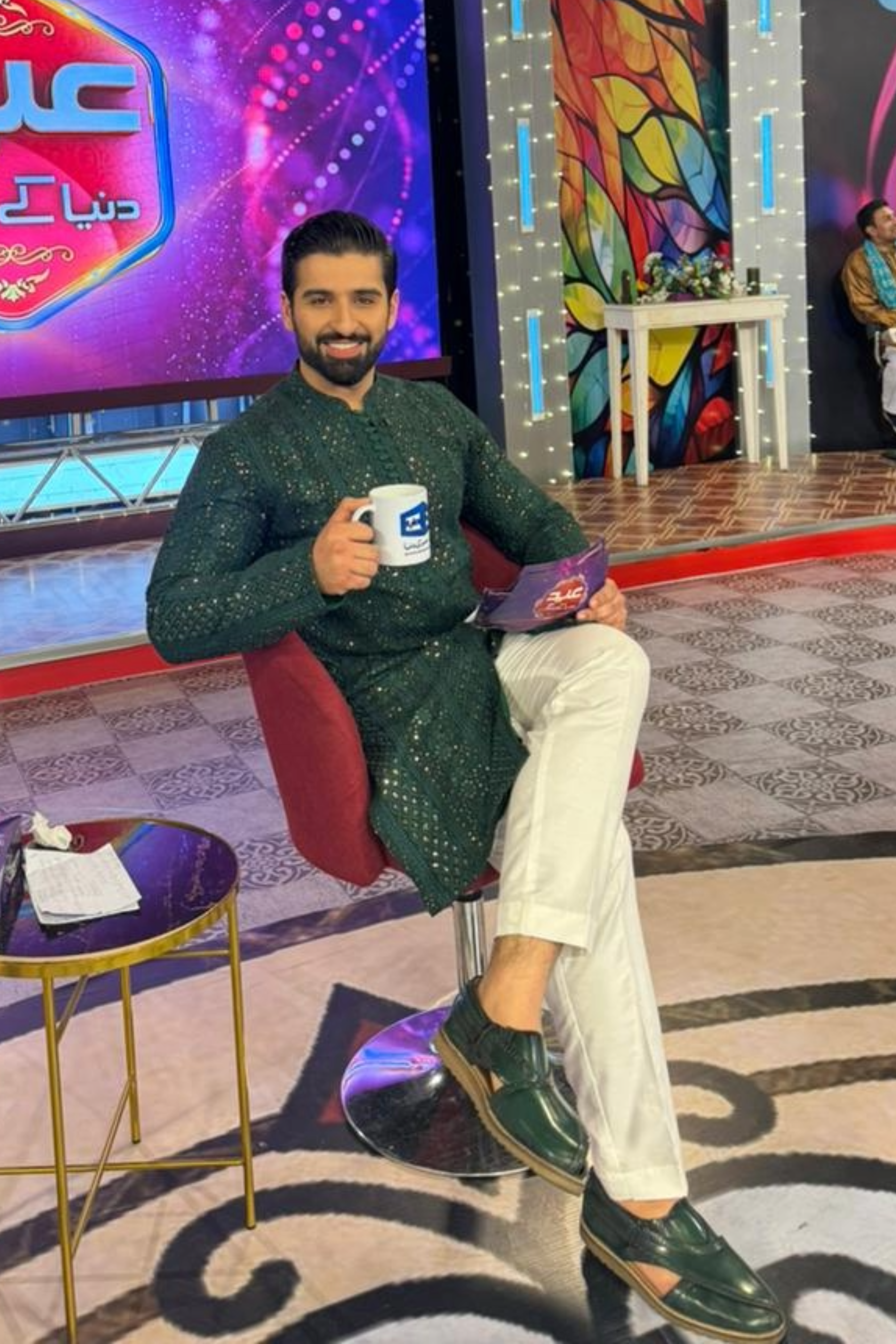 Deep Green Embossed Sequin Silk-Blend Kurta (2-Piece) - Image 4