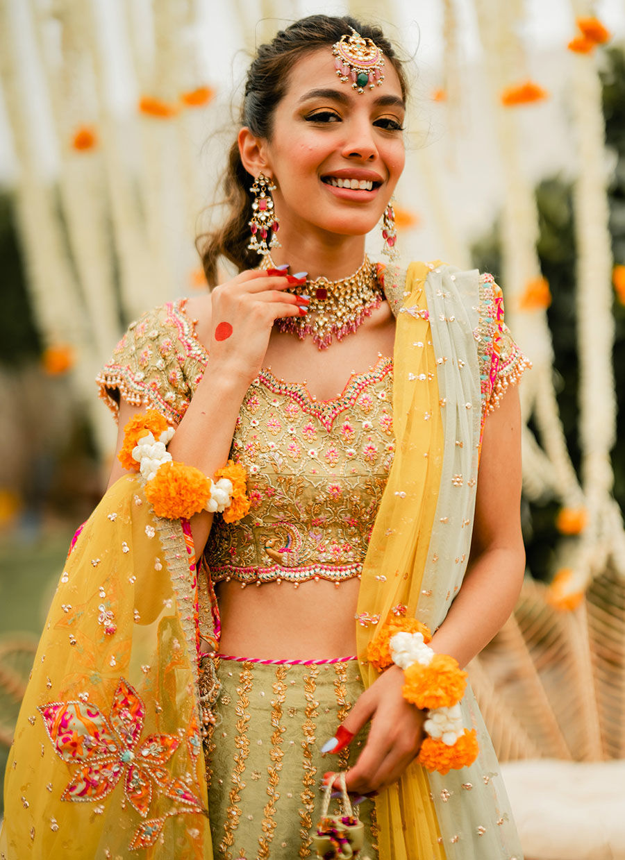 Kiwi-Lime Zardozi Banarsi Lehenga Choli (3-Piece) - Image 12