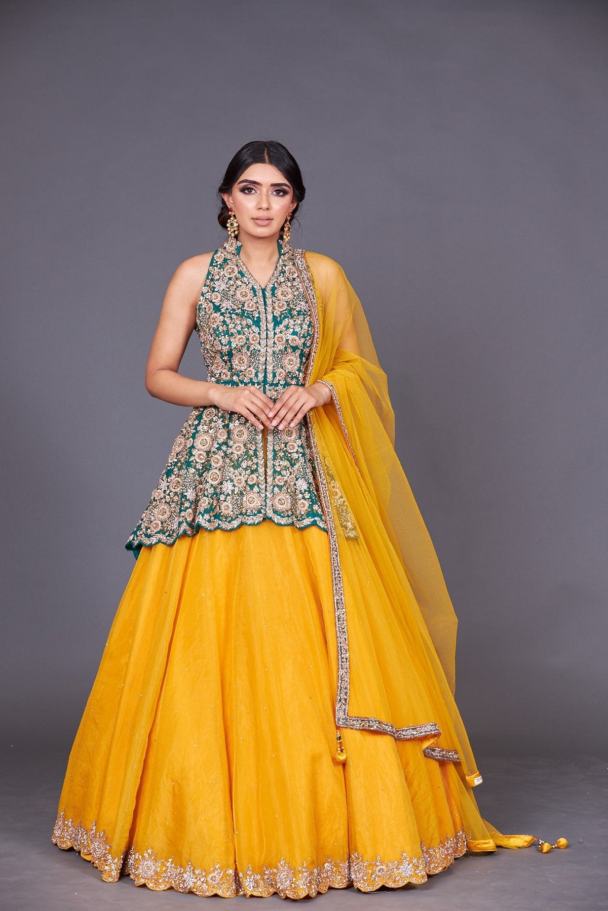 Pakistani Emerald Green Embroidered Organza Lehenga (3-Piece) - Image 1