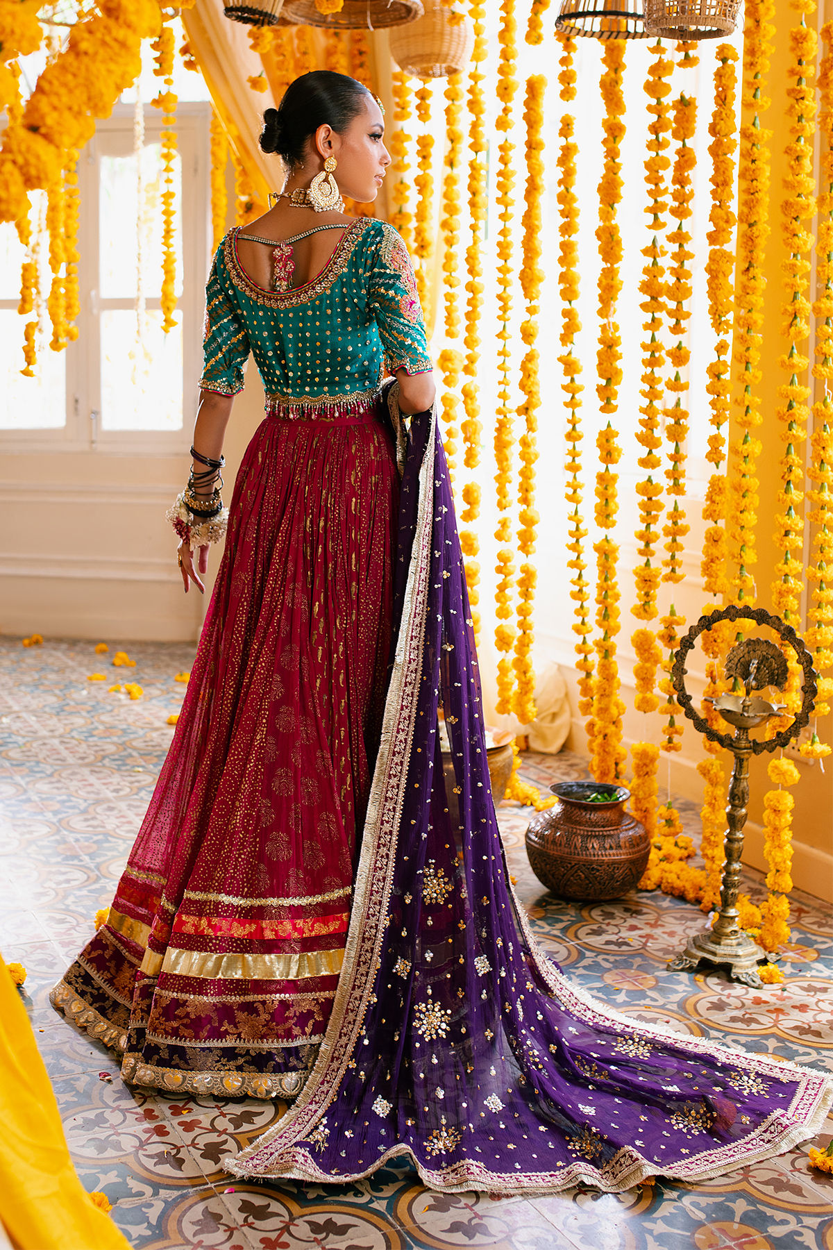 Pakistani Emerald Zardozi Raw Silk Choli with Chiffon Lehenga (3-Piece) - Image 6
