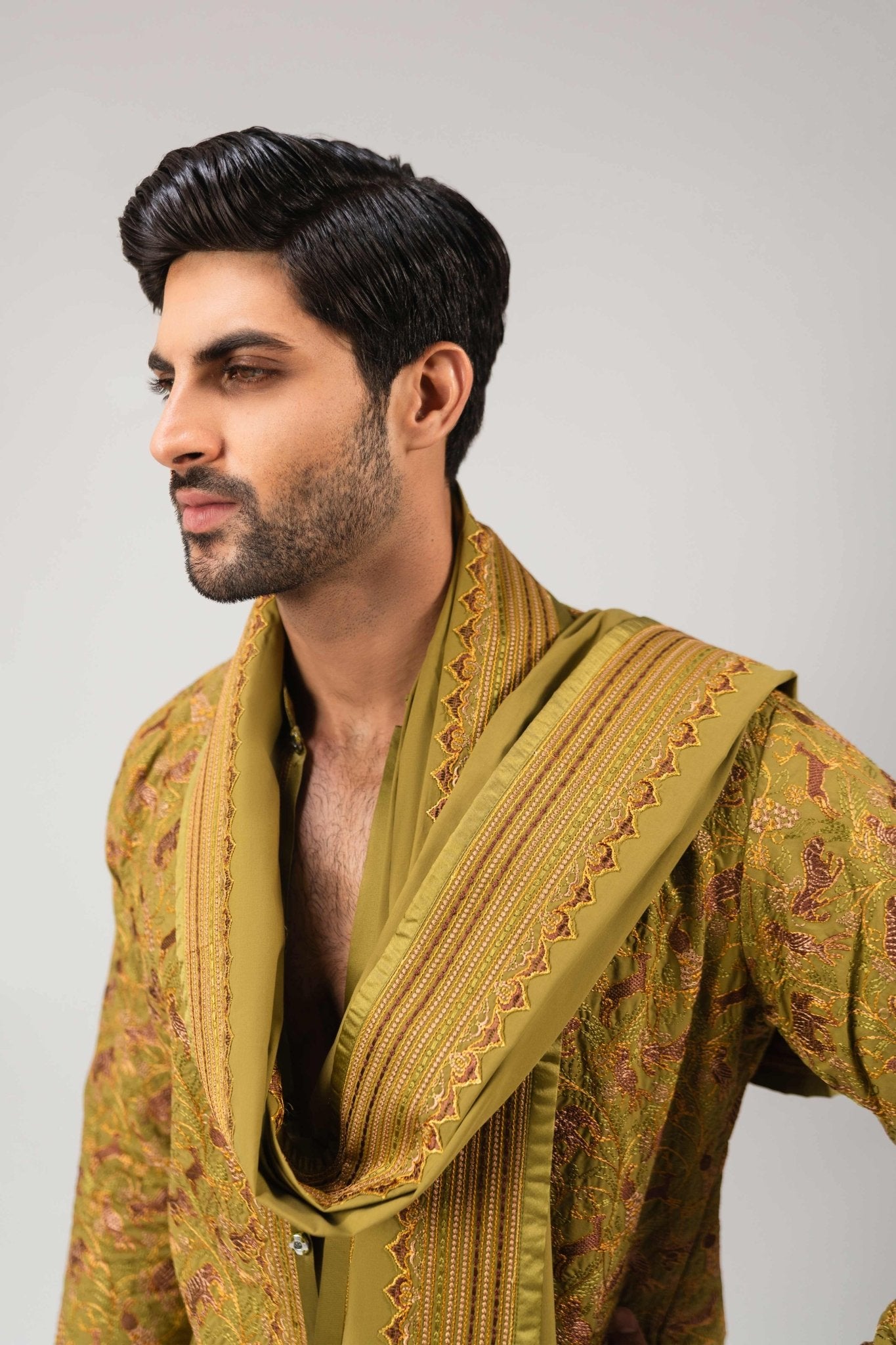 Mehndi Green Embroidered Cotton Kurta Set (3-Piece) - Image 4