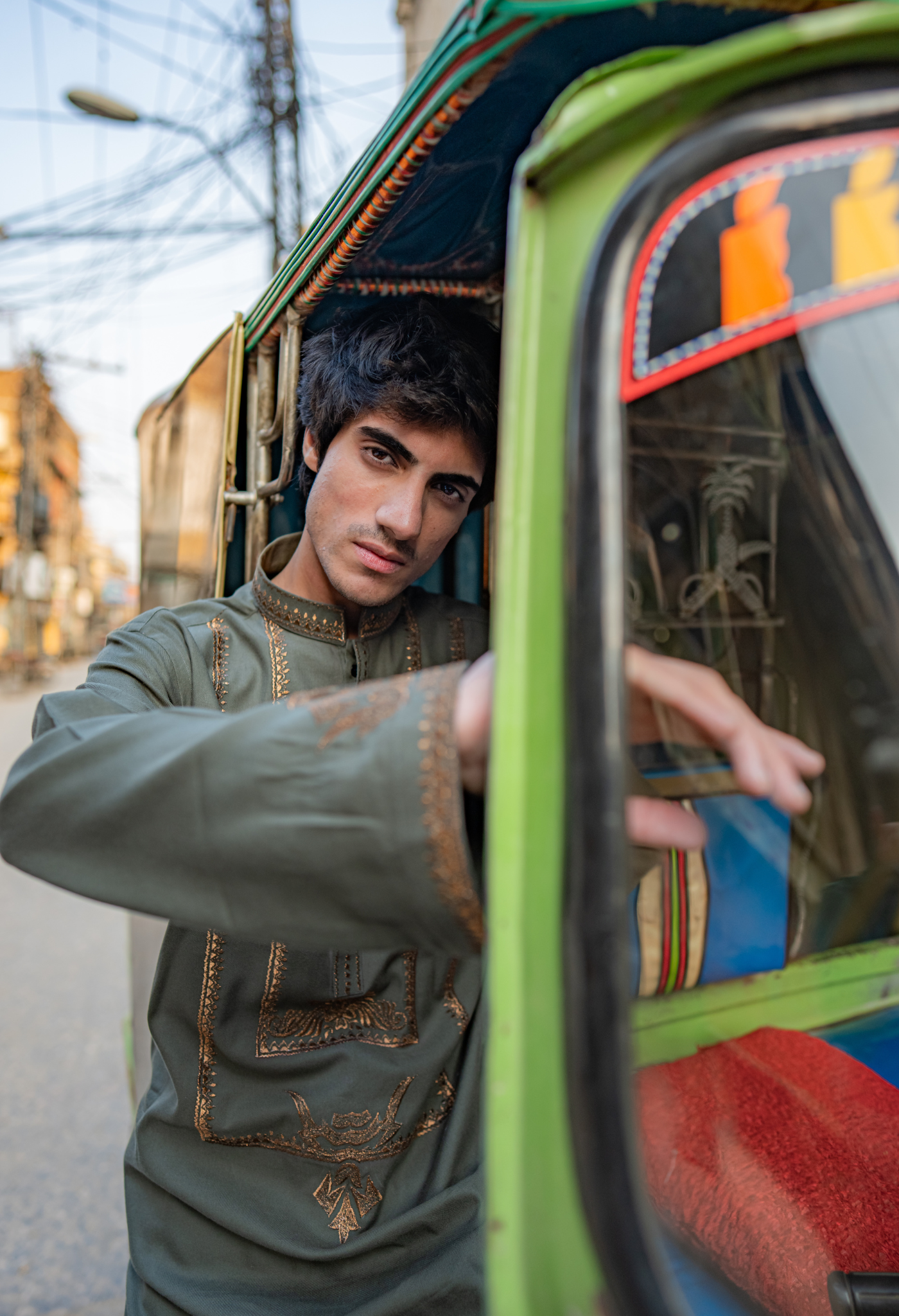 Olive Green Embroidered Cotton Kurta (2-Piece) - Image 3