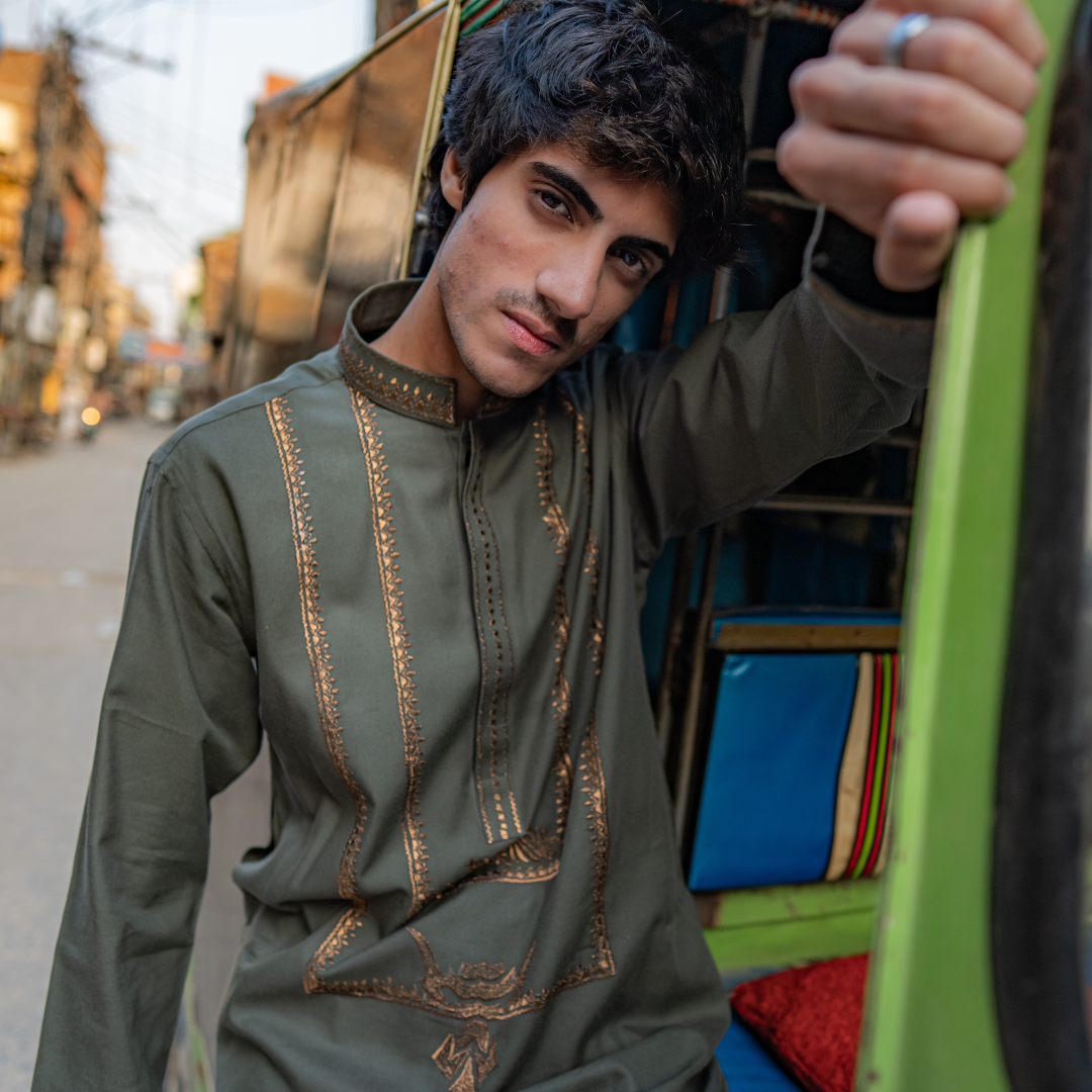 Olive Green Embroidered Cotton Kurta (2-Piece) - Image 7