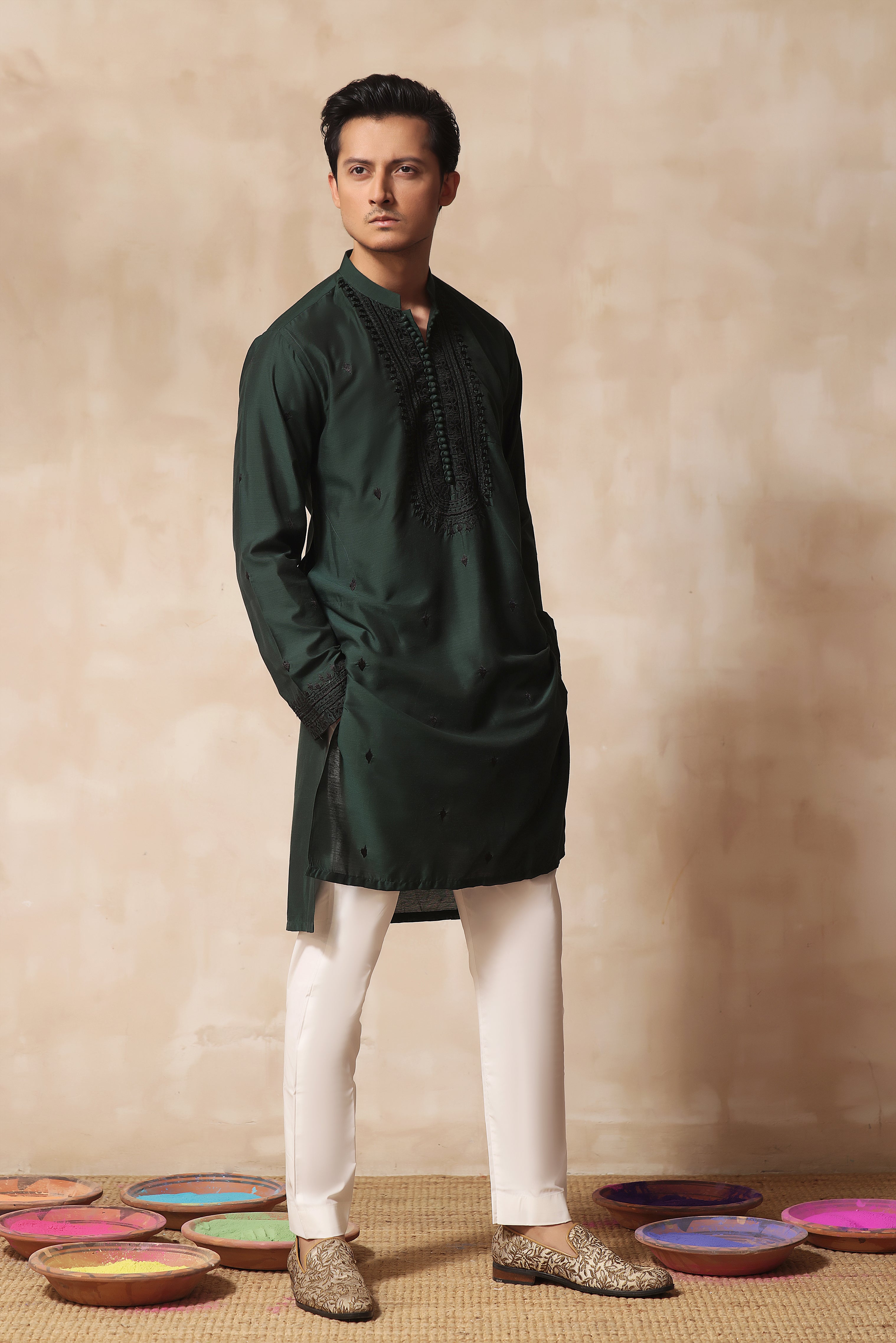 Deep Green Chikankari Cotton-Silk Kurta Pajama (2-Piece) - Image 3