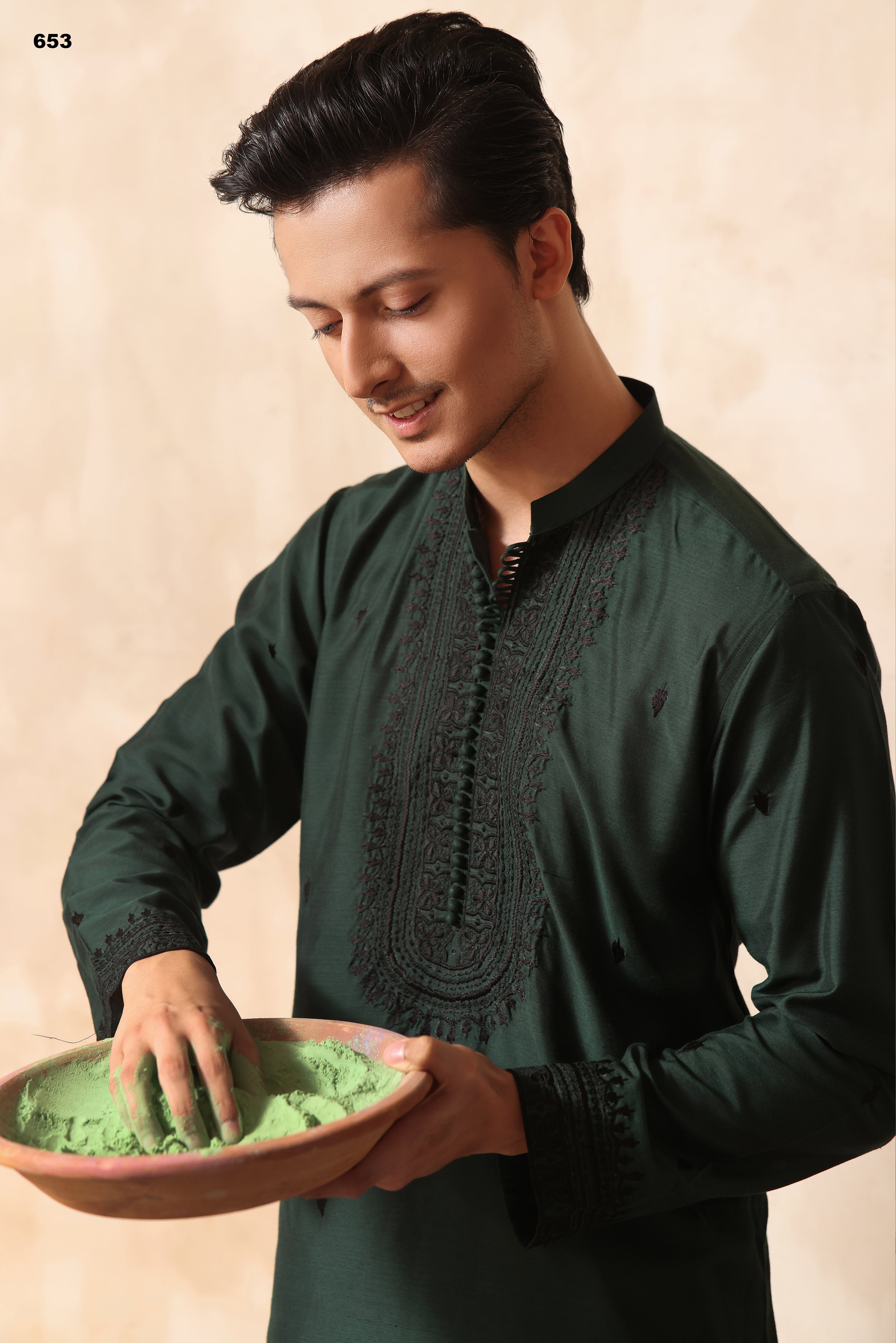 Deep Green Chikankari Cotton-Silk Kurta Pajama (2-Piece) - Image 1