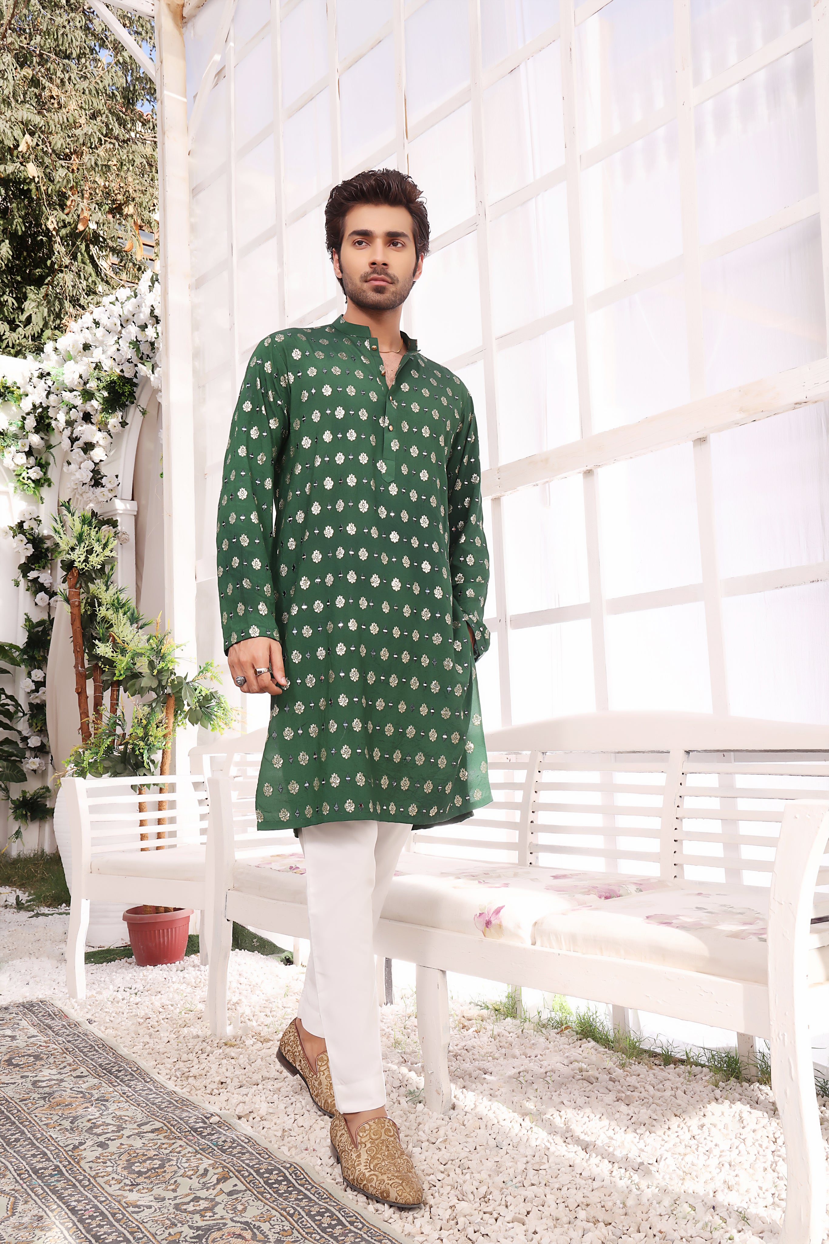 Green Mirror-Embroidered Cotton Silk Kurta Pajama (2-Piece) - Image 1