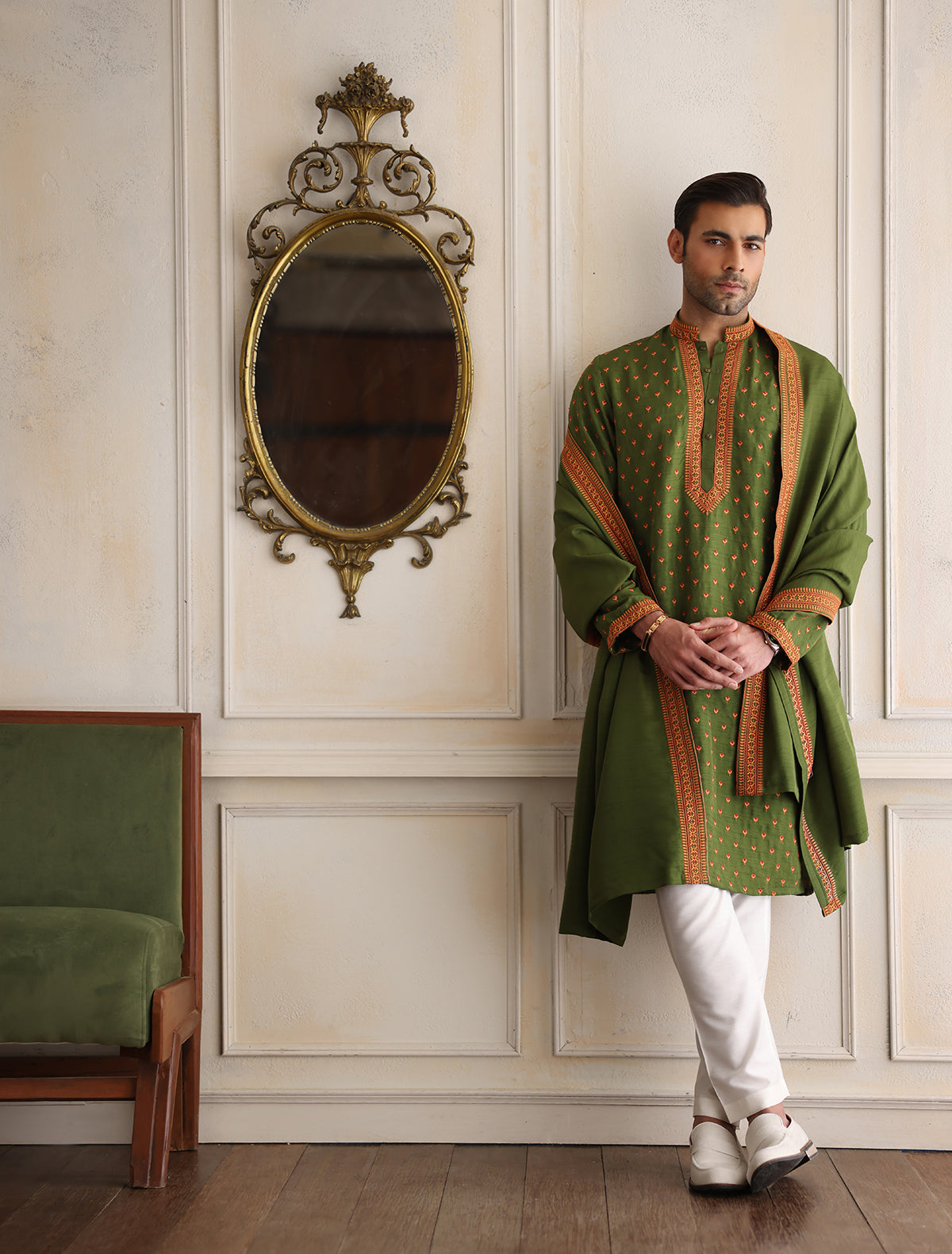 Green Embroidered Cotton-Silk Kurta (2-Piece) - Image 3