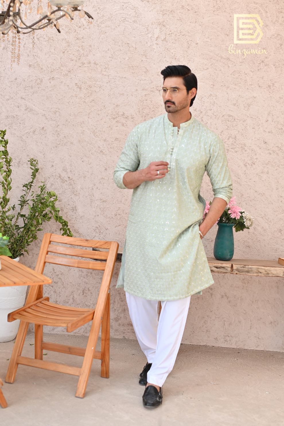 Green Embroidered Raw Silk Kurta Pyjama (2-Piece) - Image 1