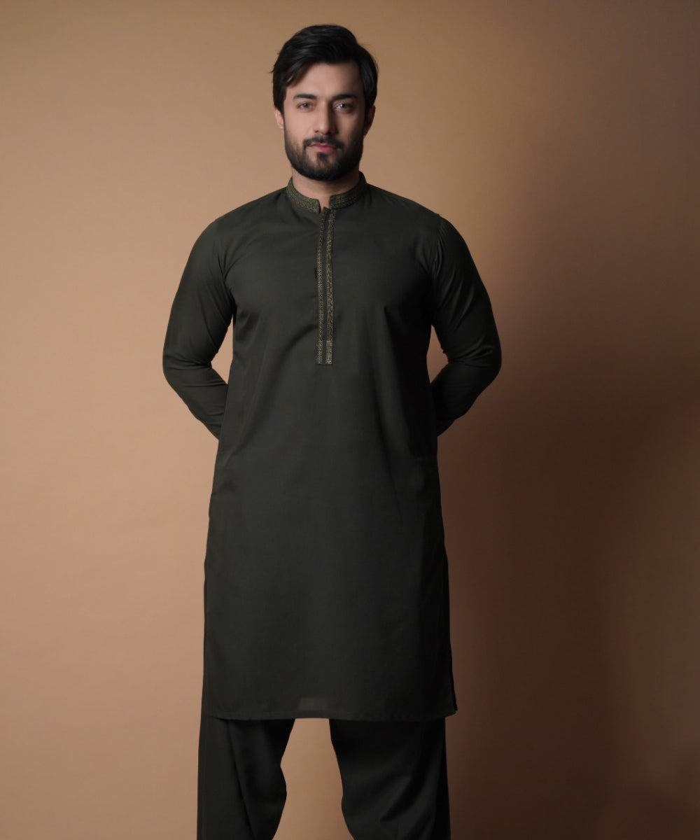 Deep Green Embroidered Soft Cotton Shalwar Kameez (2-Piece) - Image 2