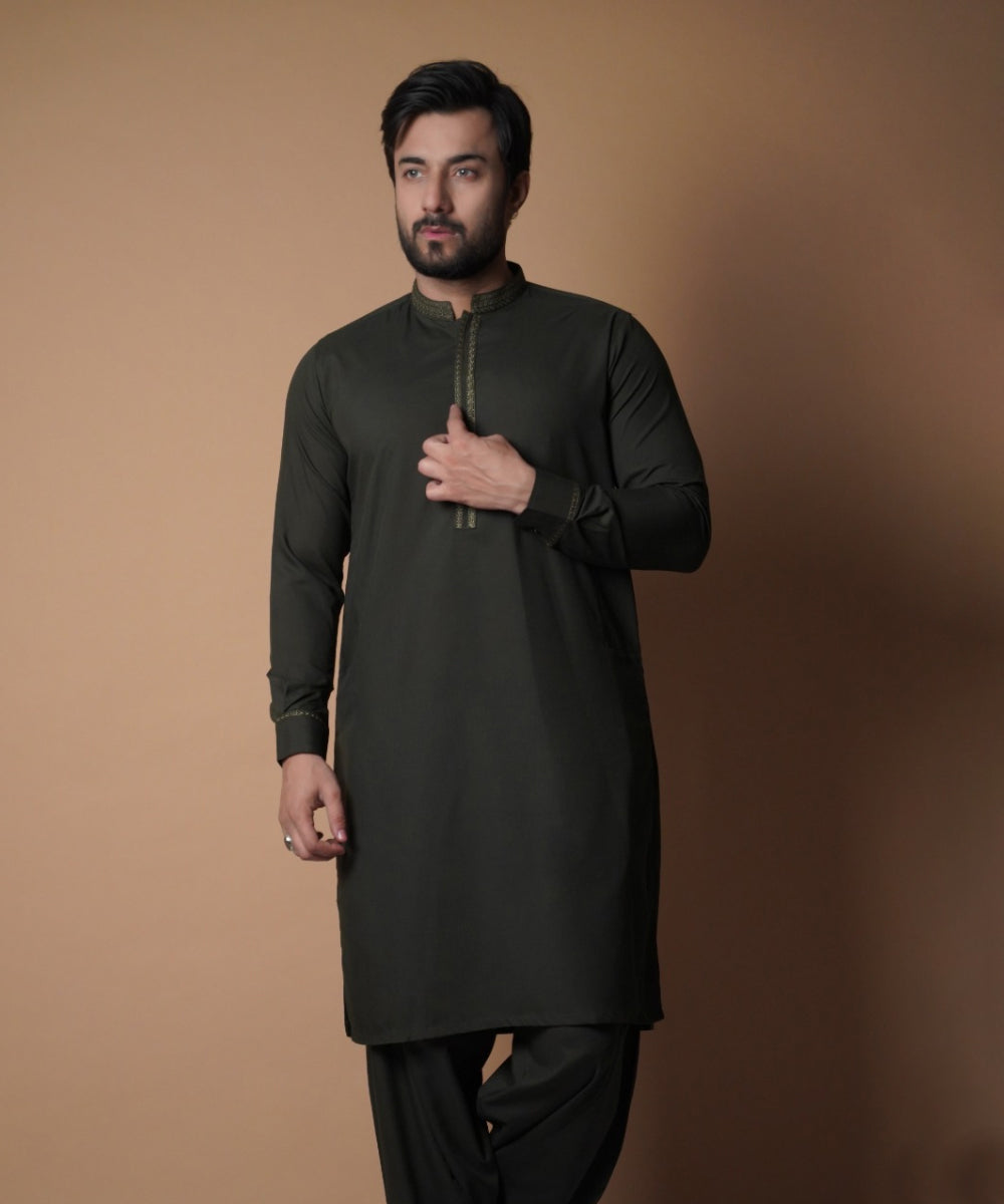 Deep Green Embroidered Soft Cotton Shalwar Kameez (2-Piece) - Image 4