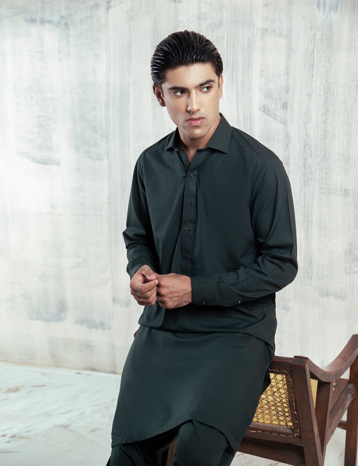 Deep Green Wash & Wear Shalwar Kameez (2-Piece) - Image 2