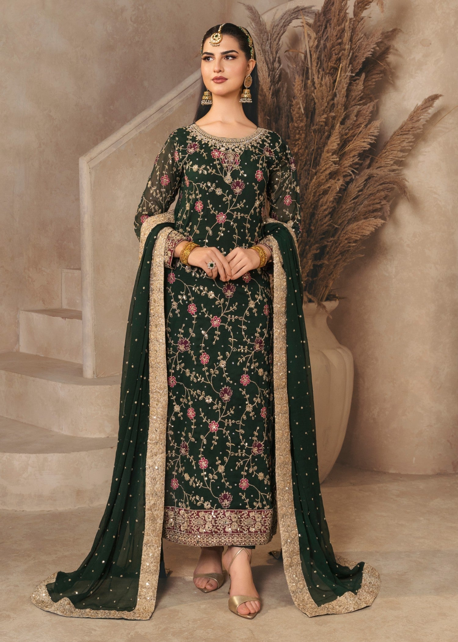 Pakistani Dark Green Embroidered Chiffon Kurta Set (3-Piece) - Image 1