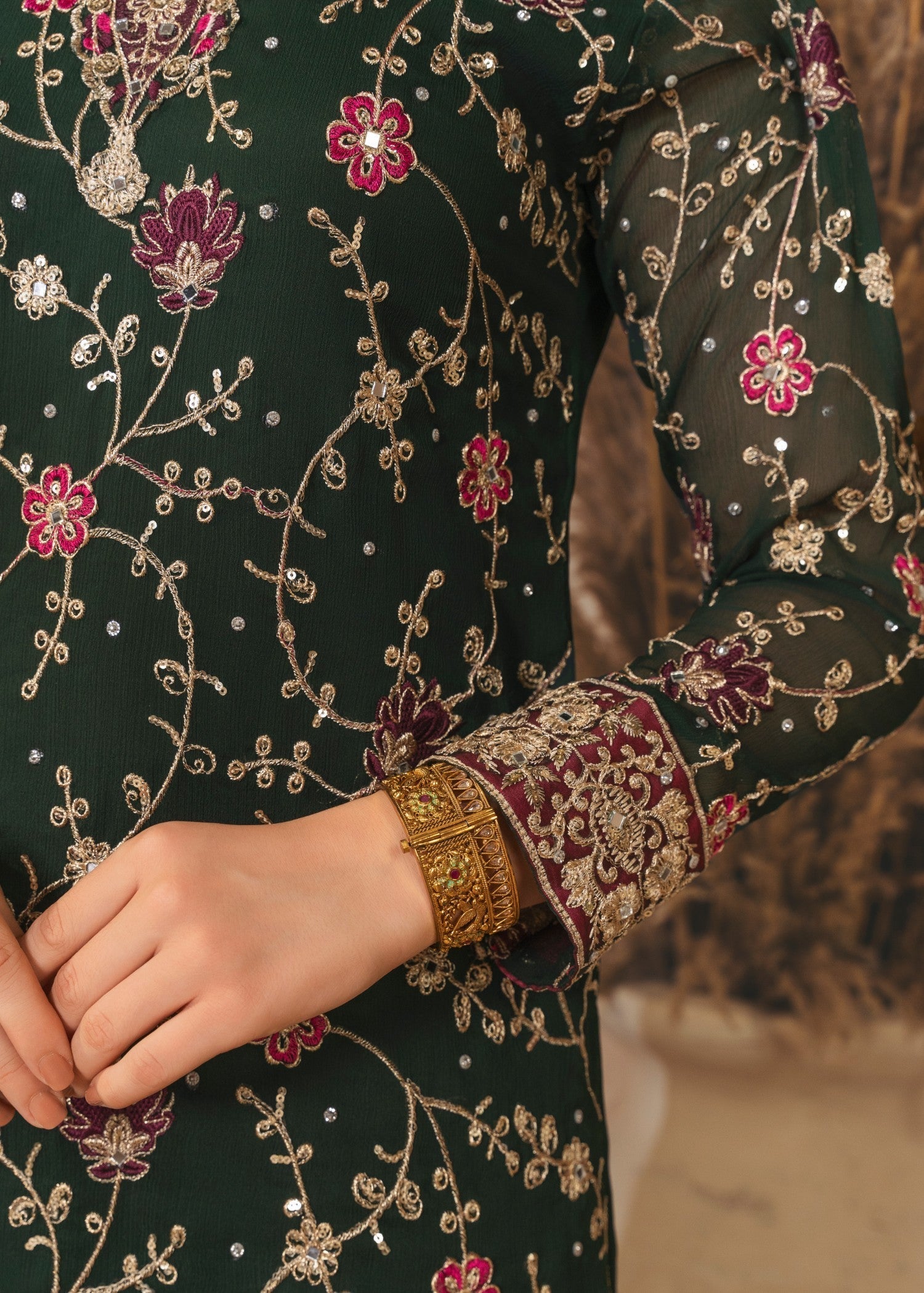 Pakistani Dark Green Embroidered Chiffon Kurta Set (3-Piece) - Image 6