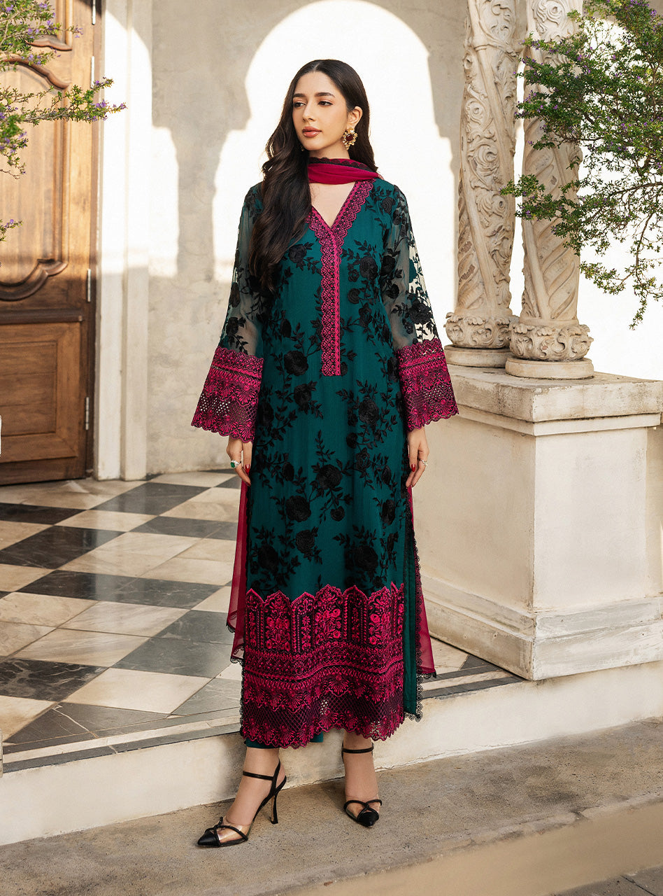 Pakistani Emerald Green Embroidered Chiffon Salwar Kameez (3-Piece) - Image 1