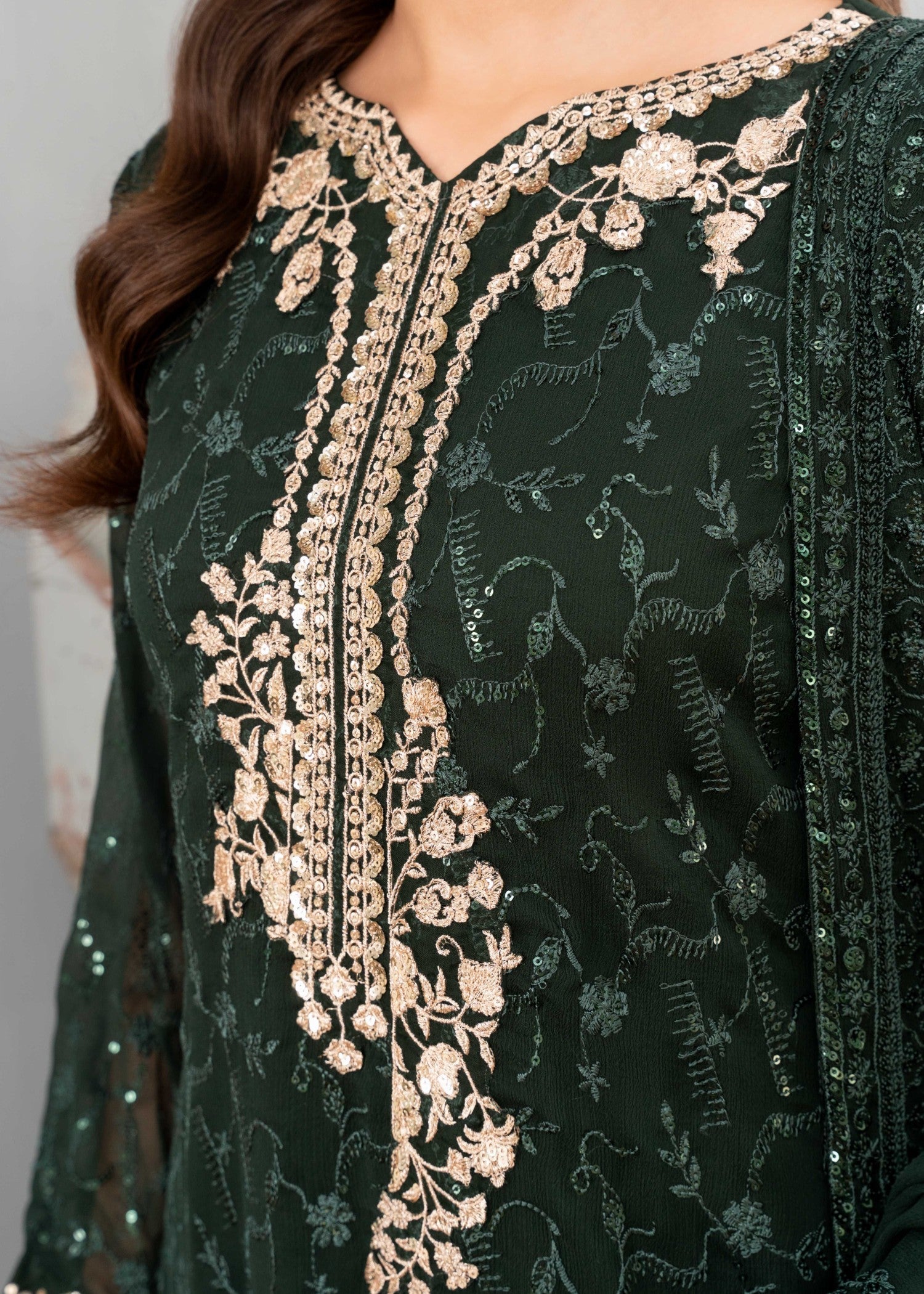 Pakistani Dark Green Sequin Embroidered Chiffon Kurta Set (3-Piece) - Image 5